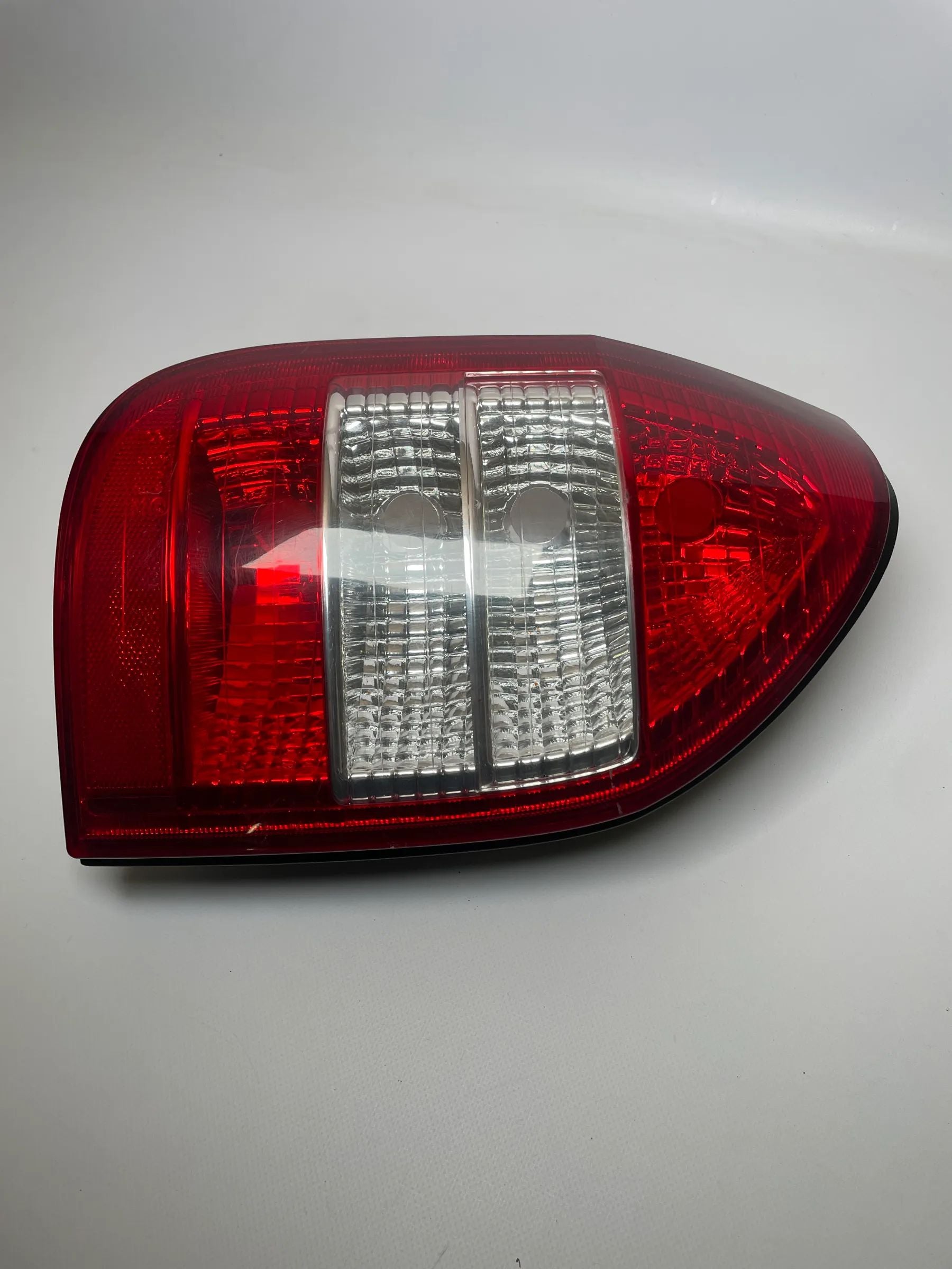 Original Opel Zafira T98 Rück- & Bremsleuchte Links Hinten 62280