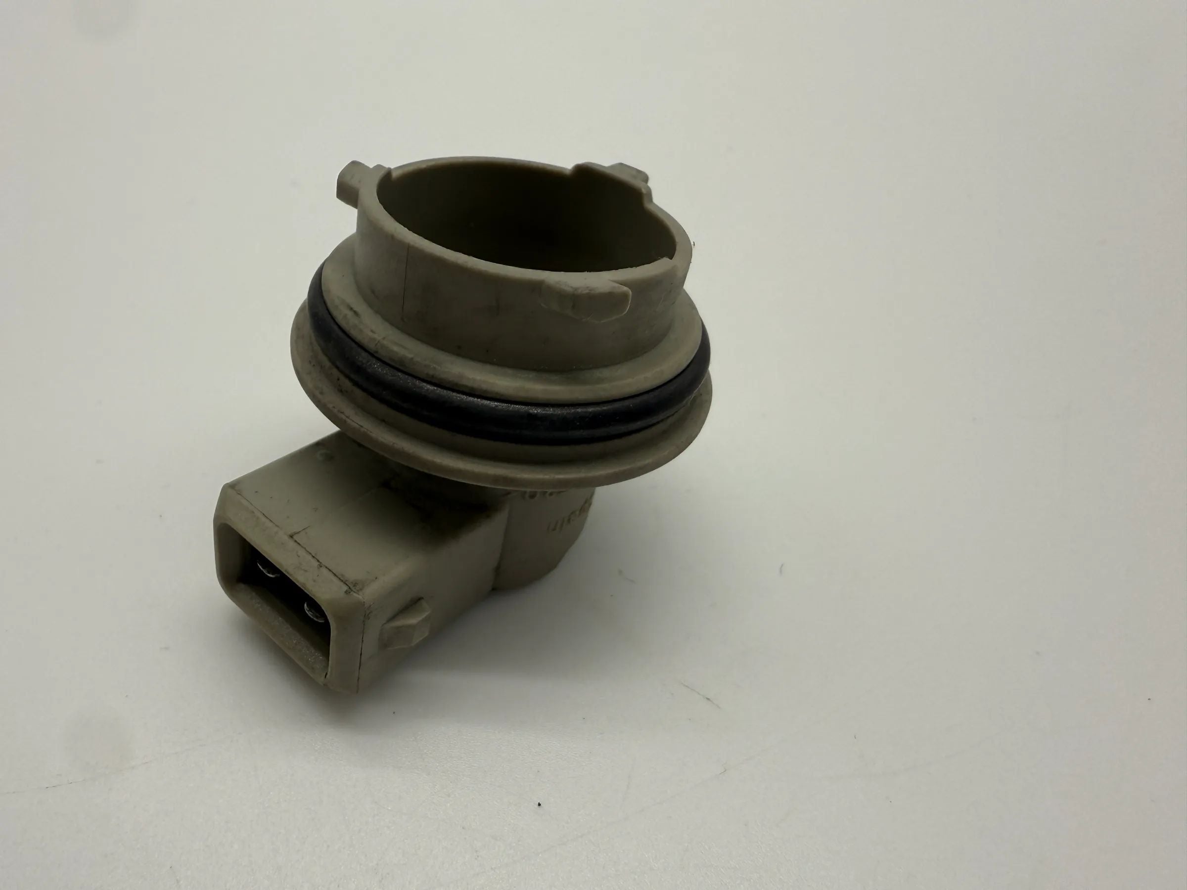 Original Seat Cordoba (6K1/6K2) Blinker Lampenträger Valeo 6K5953050B
