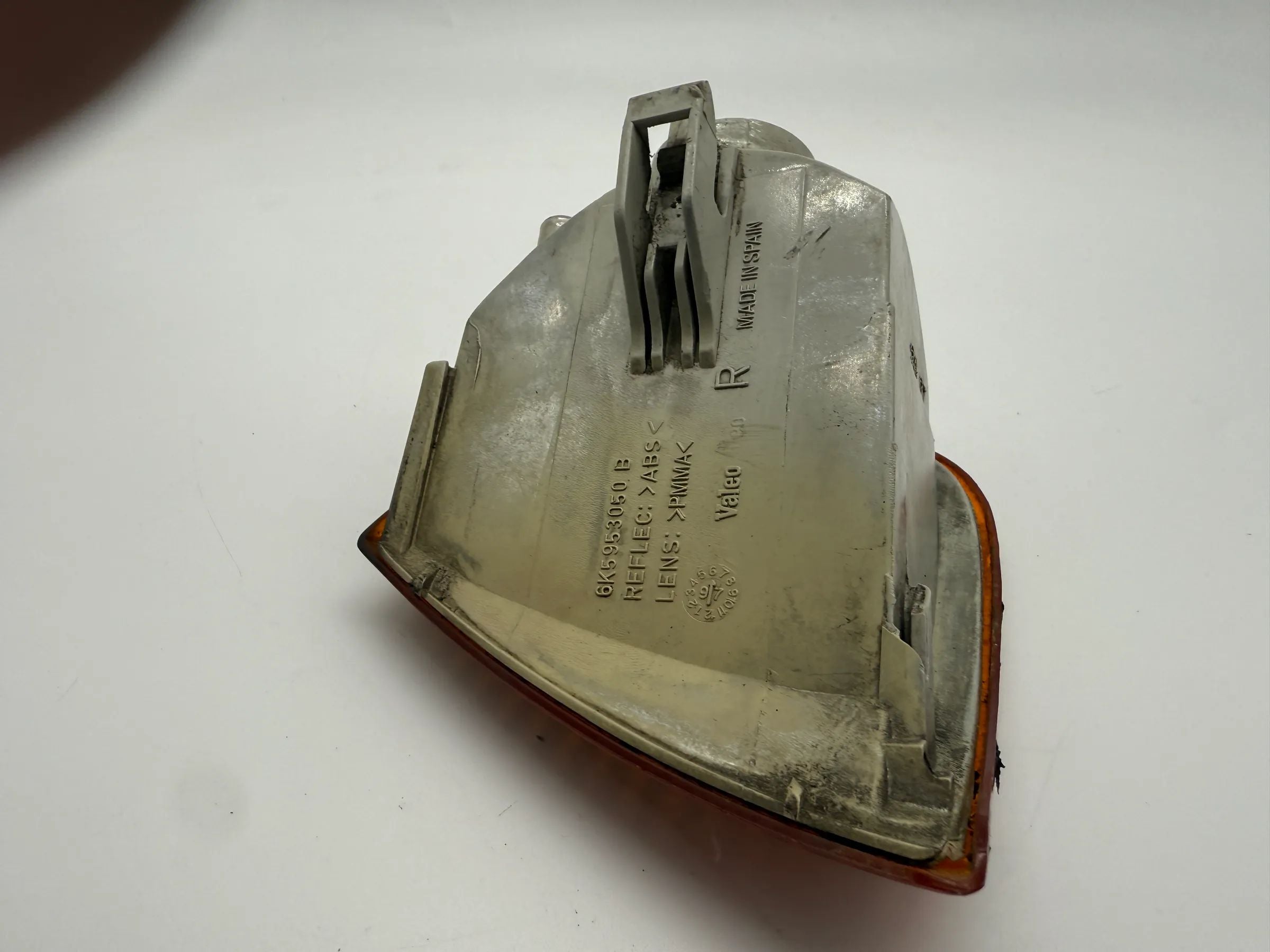 Original Seat Cordoba (6K1/6K2) kierunkowskaz prawy Valeo 6K5953050B