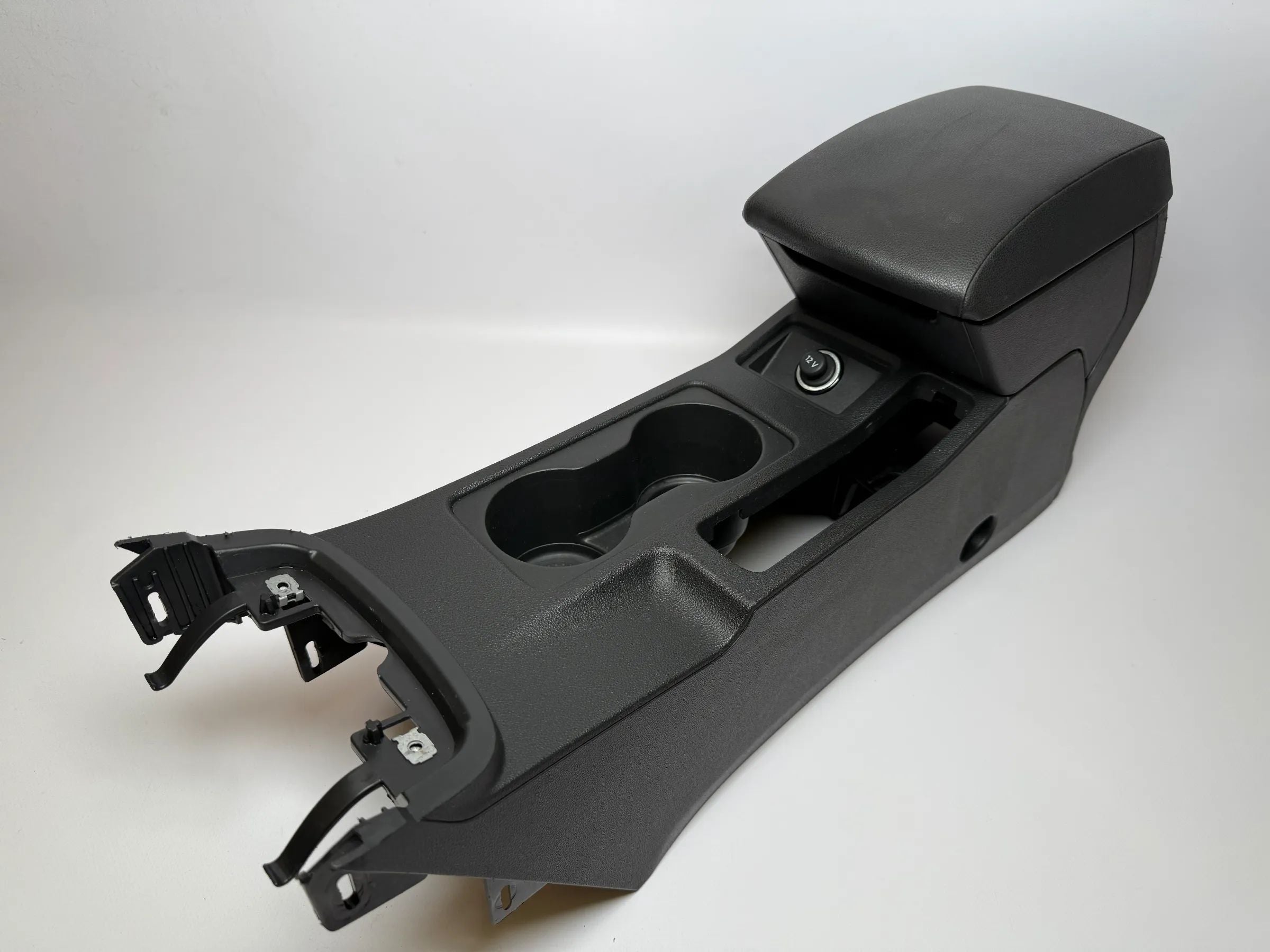 Oryginalna konsola środkowa schowek Seat Leon III 3 (5F) 5F0 863 243 / 241
