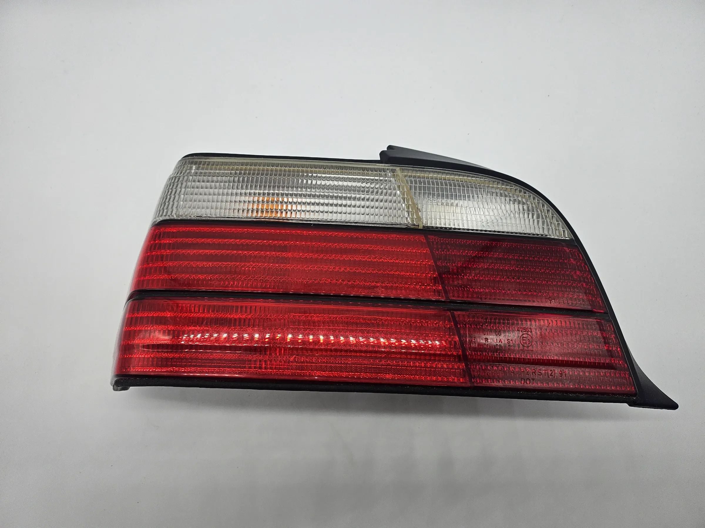 Original BMW 3er E36 Coupe Cabrio Rückleuchte Heckleuchte links weiss  29549012