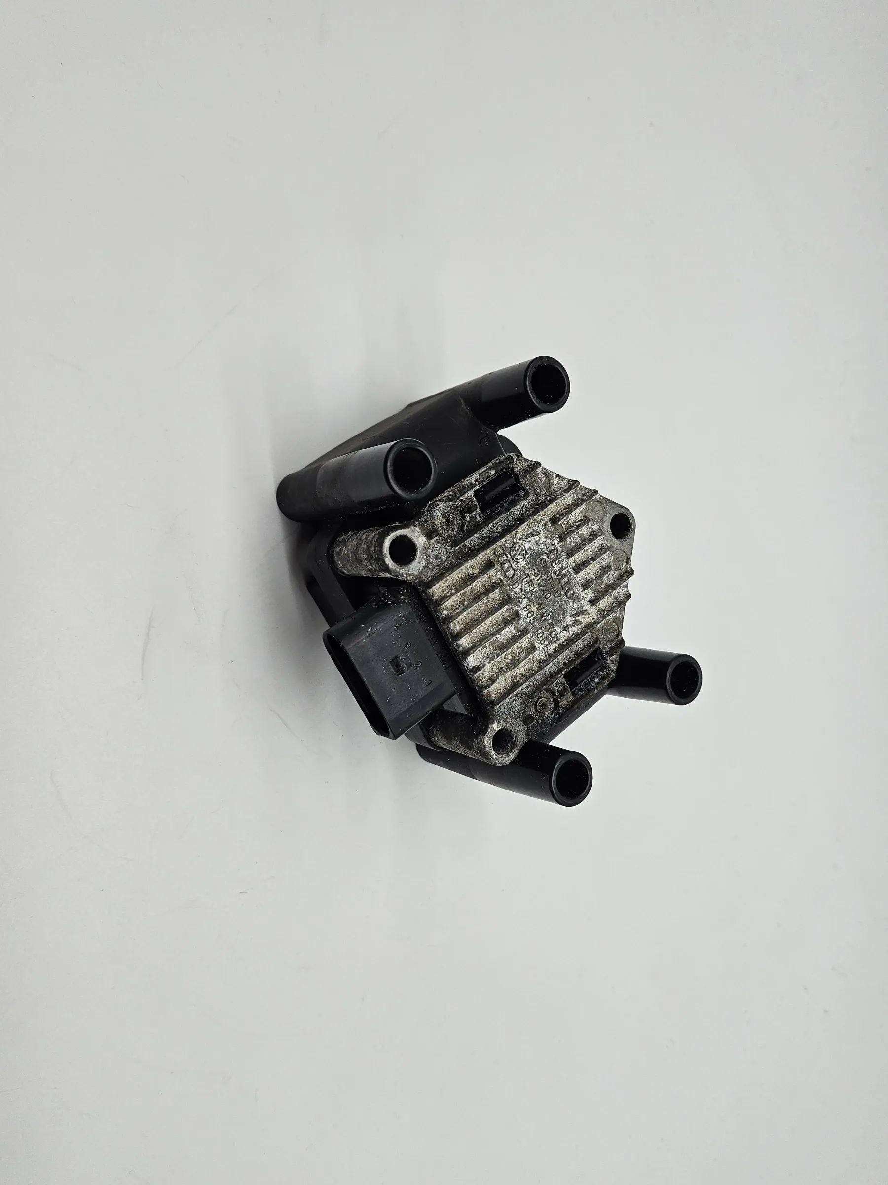 Cewka zapłonowa SEAT LEON 1P 08 1,6L 75KW 102KM BSE 032905106B