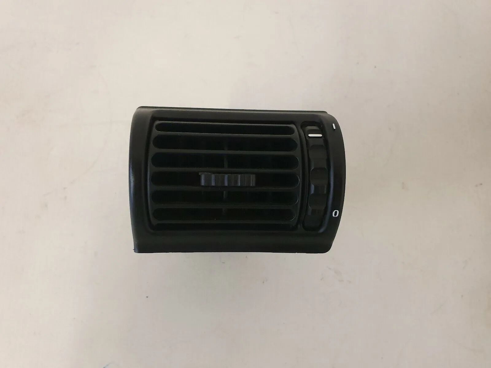 Bocchetta Aria Cruscotto Sinistra Originale BMW e36 8390217