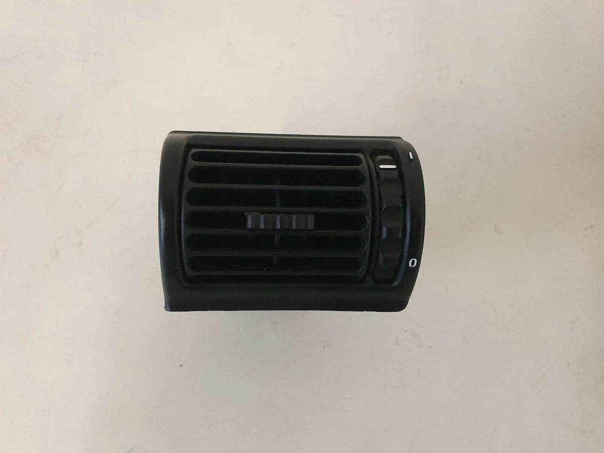 Bocchetta Aria Cruscotto Sinistra Originale BMW e36 8390217