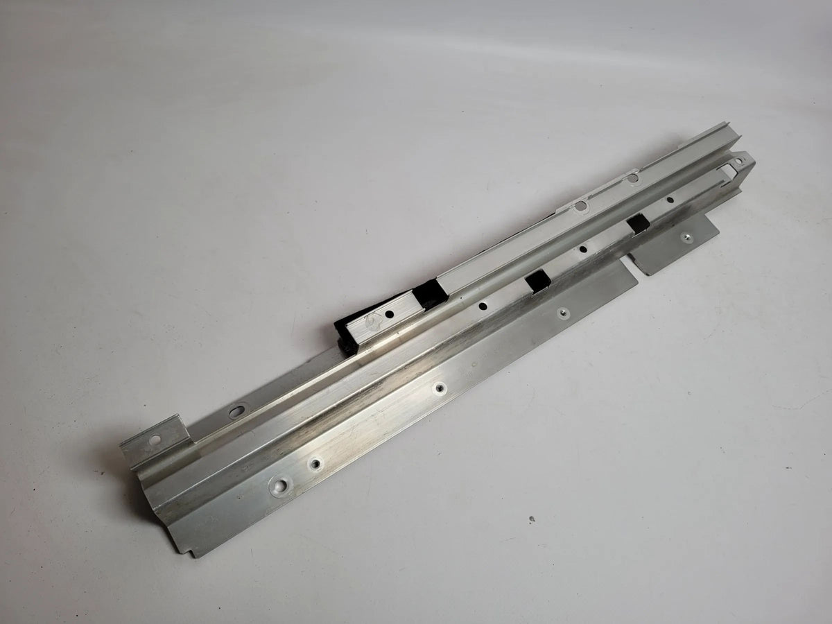 Original BMW X5 (E53) Halterung Rechts Hinten 51.47-8408766