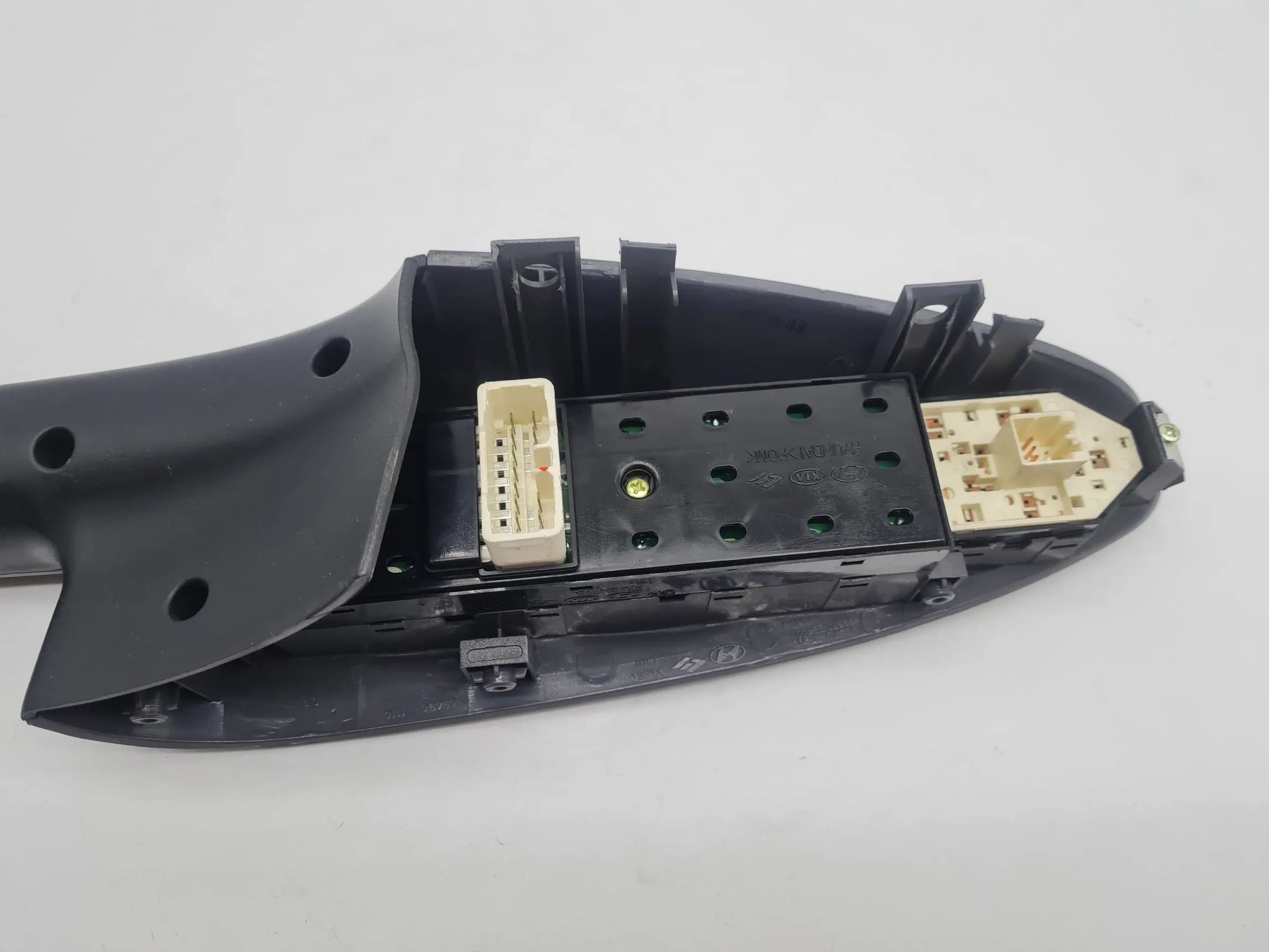 Original Hyundai Tucson (JM) Blende + Fensterheberschalter Links 93570-2E200
