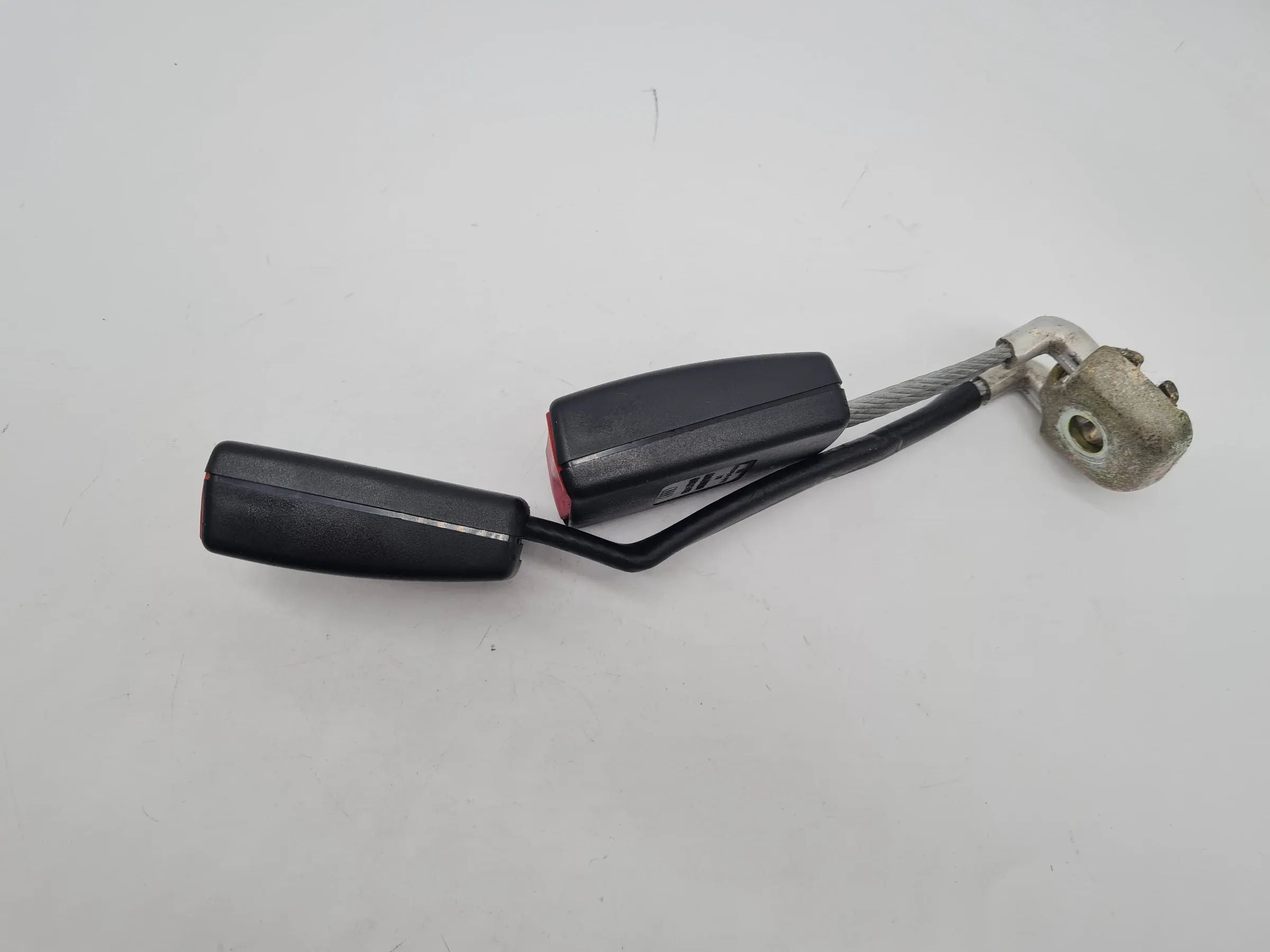 Original Audi A6 (4B2/4B4) Gurtschloss Gurt Hinten Links 4D0857739D