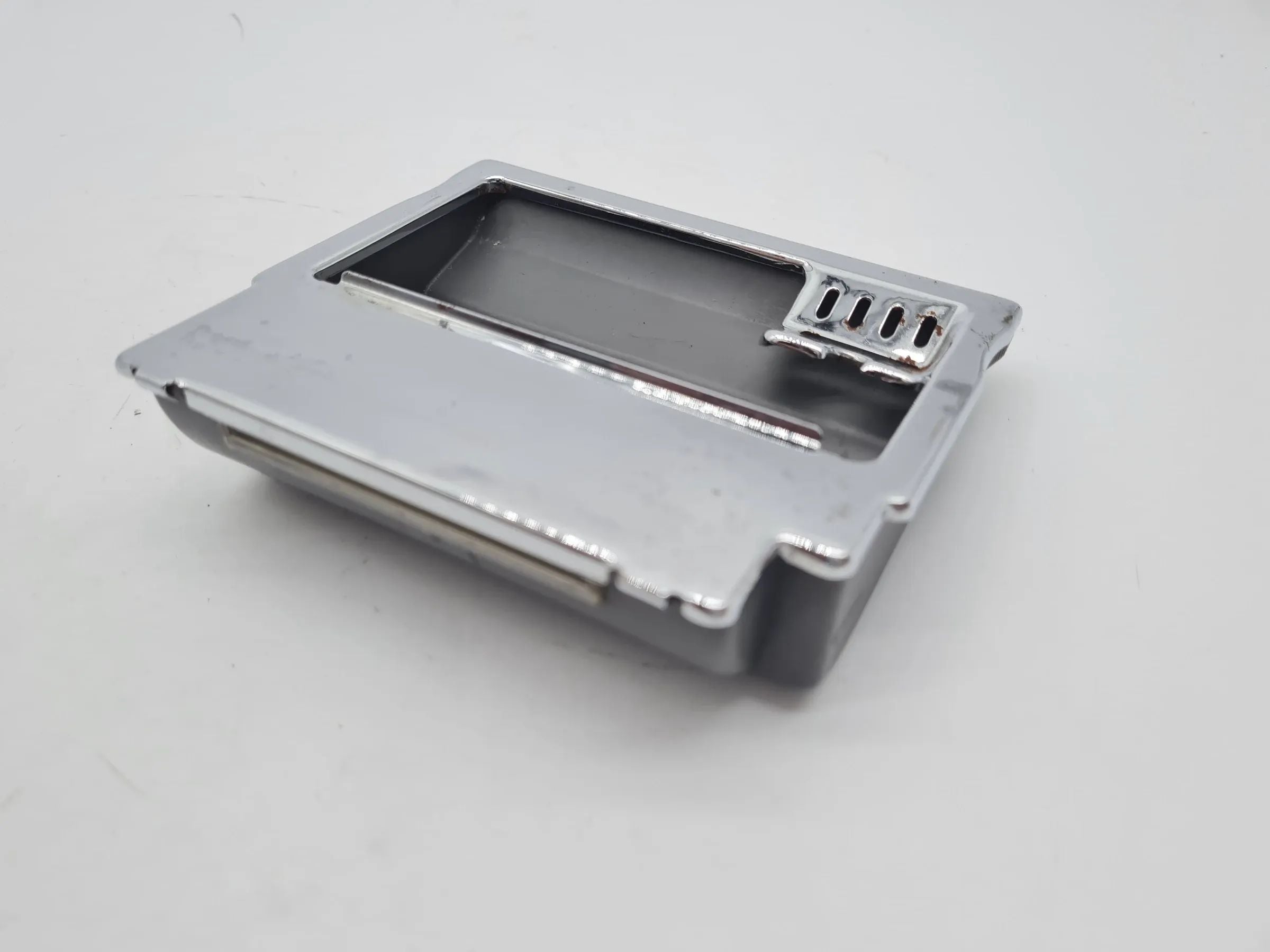 Original Audi A6 (4B2/4B4) Aschenbecher Einsatz Vorne Silber 4B0857951F/G