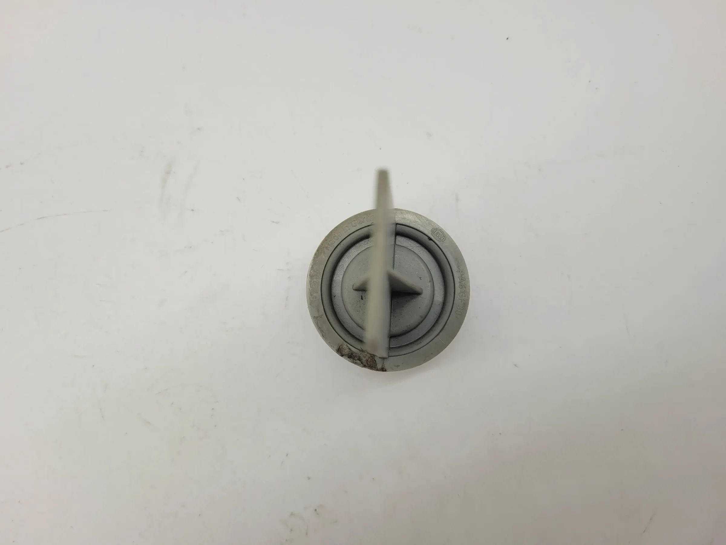 Original Audi A6 (4B2/4B4) Scheinwerfer Blinker Fassung Rechts (4B0941004)