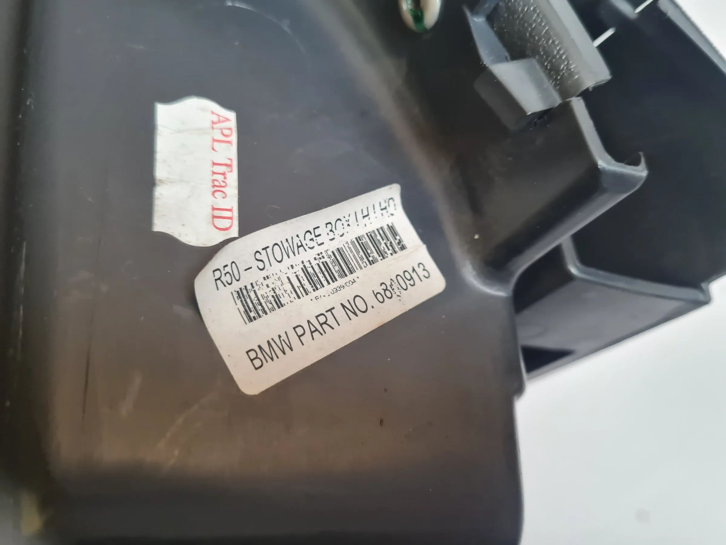 Original Mini One (R50/R53) Ablagefach Staufach 51.16-6800913