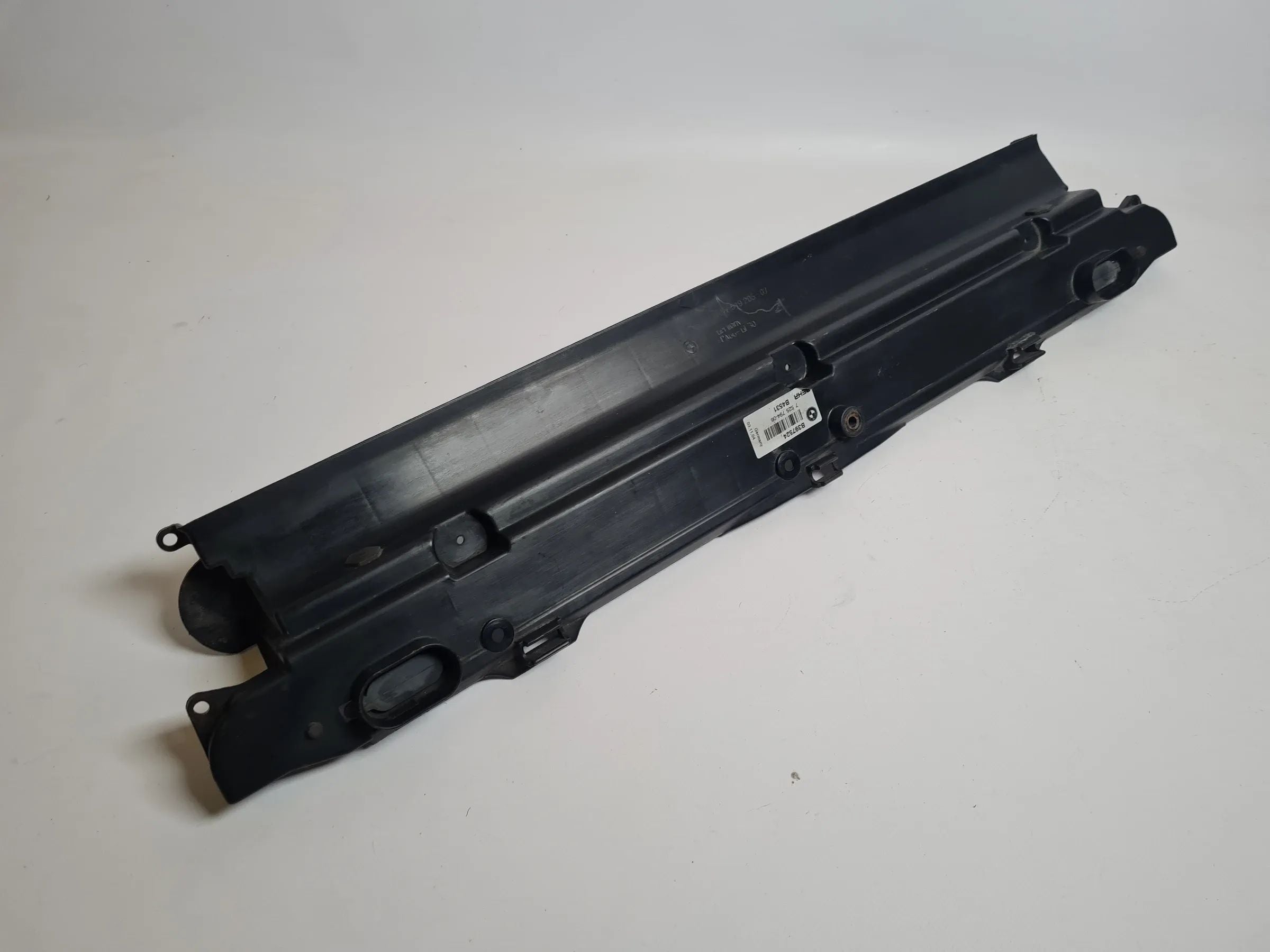 Original BMW 5er (E60/E61) Kühlerverkleidung 17.10-7519205-07