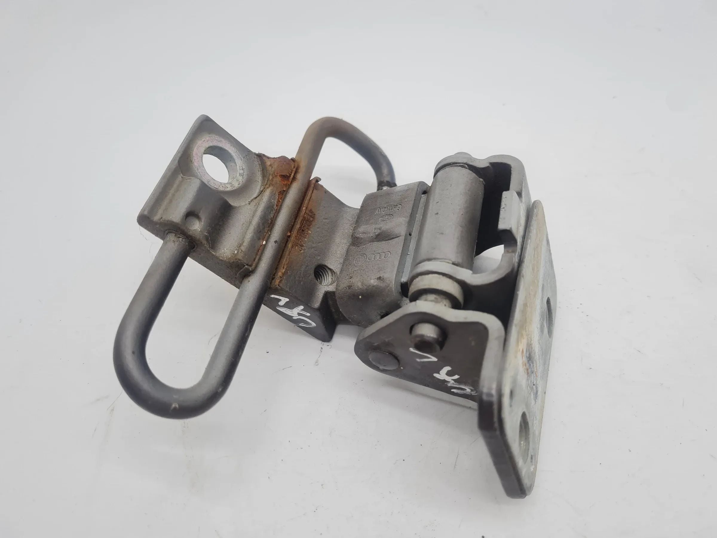 Original Audi A6 (4B2/4B4) Türscharnier Satz Set Vorne Rechts 4B0831412