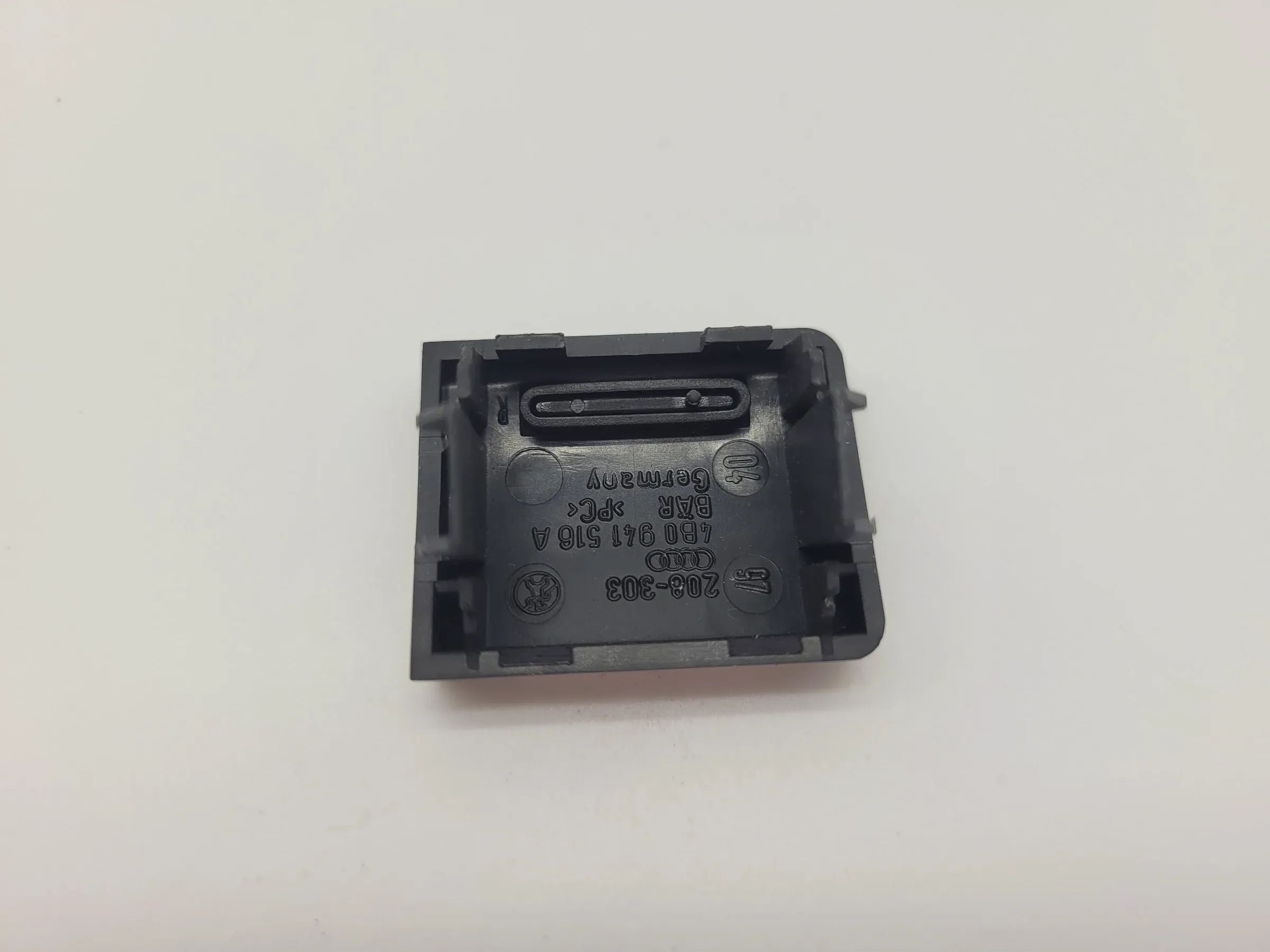 Original Audi A6 (4B2/4B4) Blende Schalterblende Taste 4B0941516A