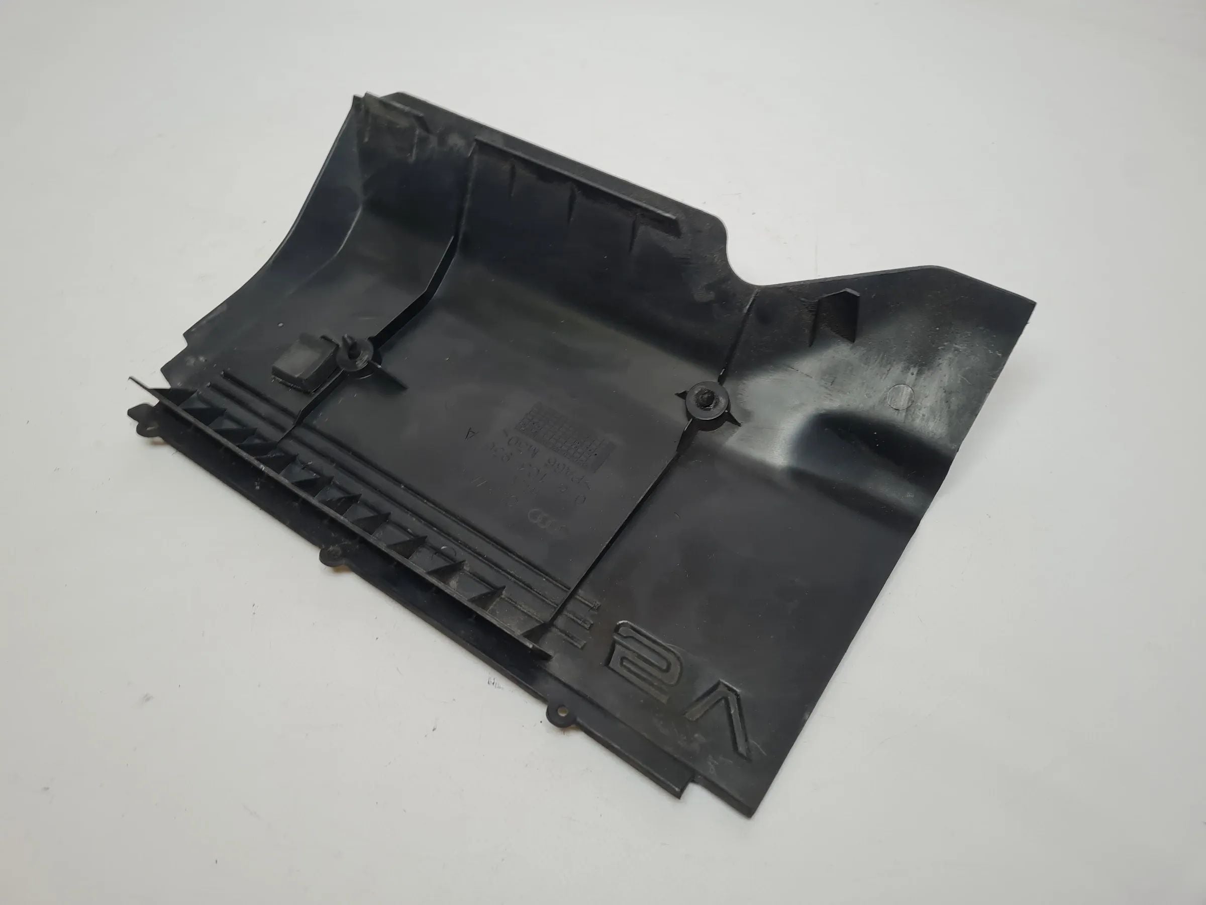 Original Audi A6 (4B2/4B4) 2.4 V6 Motorabdeckung 078103936A