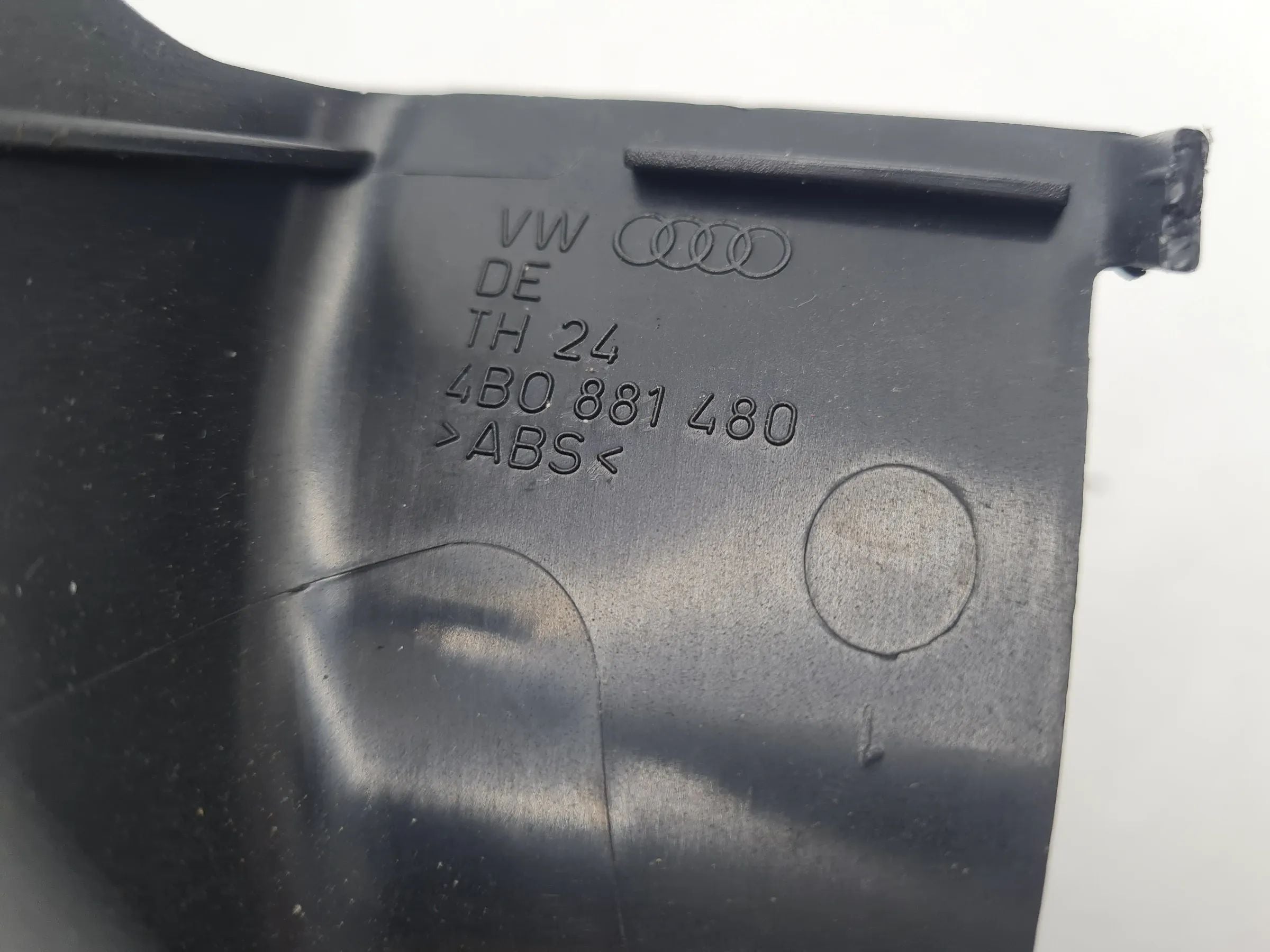 Original Audi A6 (4B2/4B4) Abdeckung Blende Sitz 4B0881480