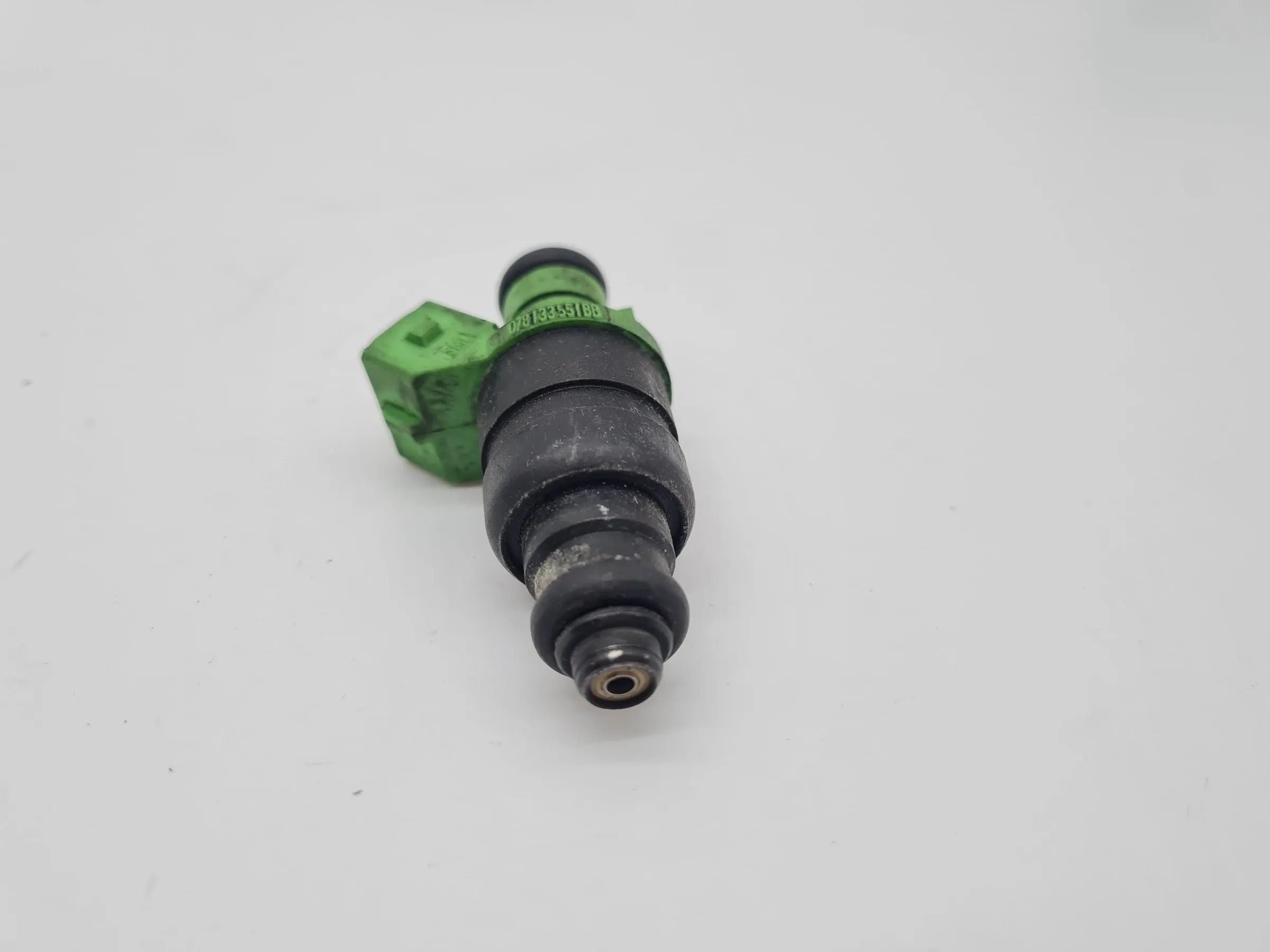 Original Audi A6 (4B2/4B4) 2.4 V6 121KW AGA Injektor Einspritzdüse 078133551BB