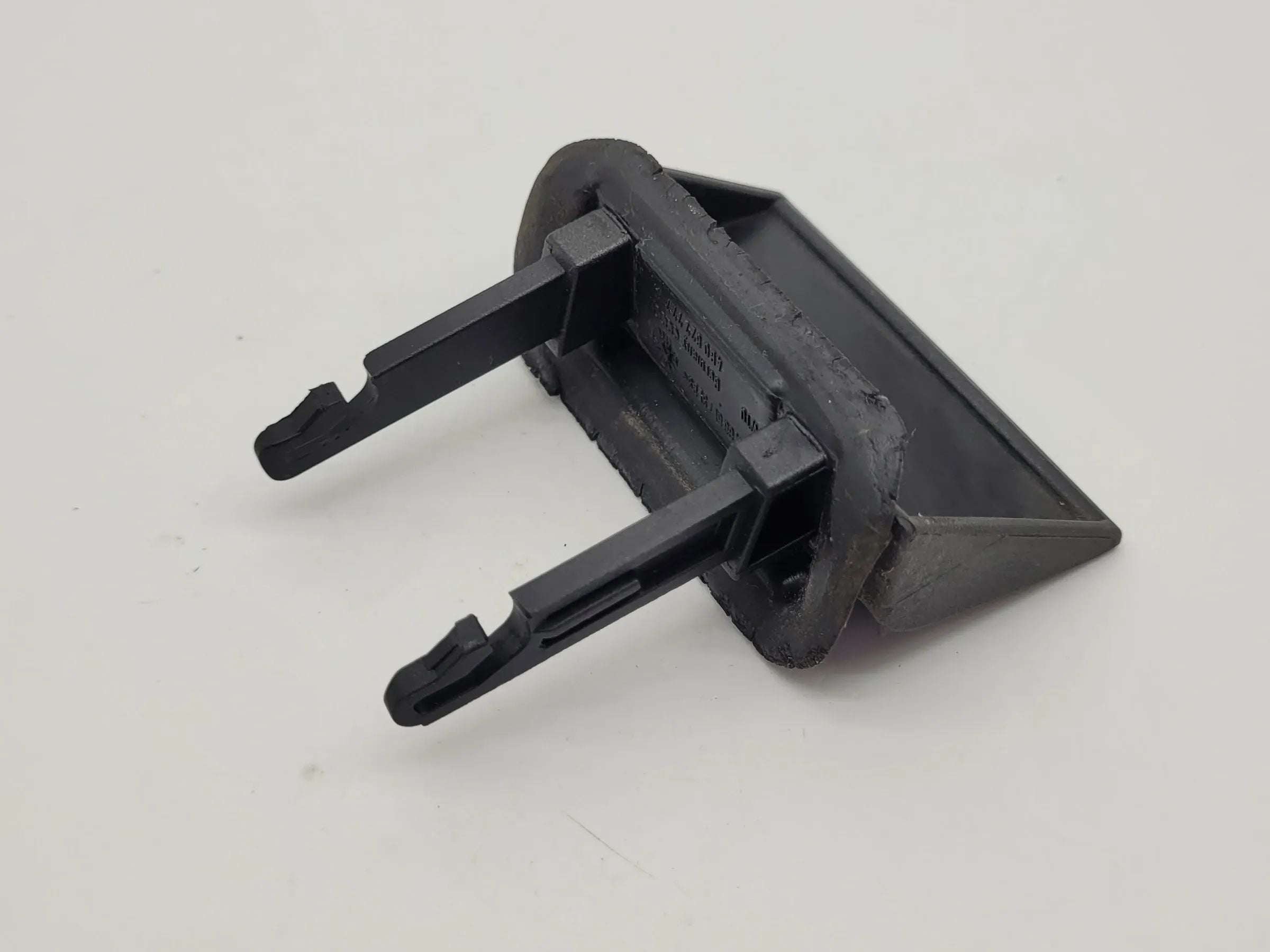 Original Audi A6 (4B2/4B4) Heckklappengriff 4B0827777A