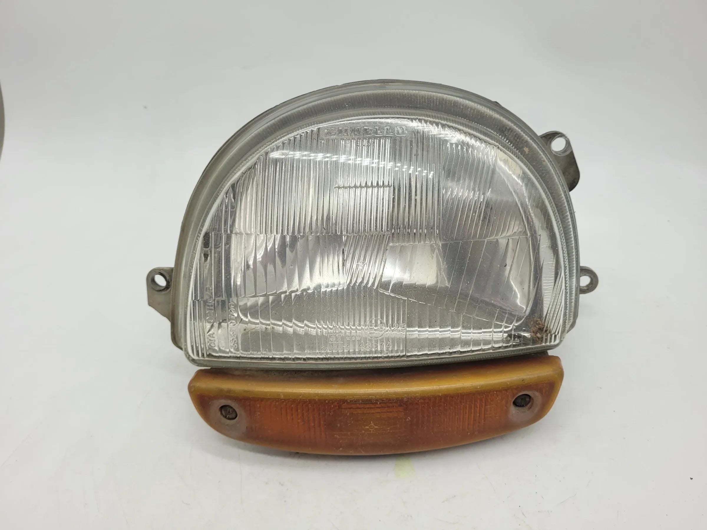 Scheinwerfer Depan Kiri Renault Twingo I C06 35470700 Original
