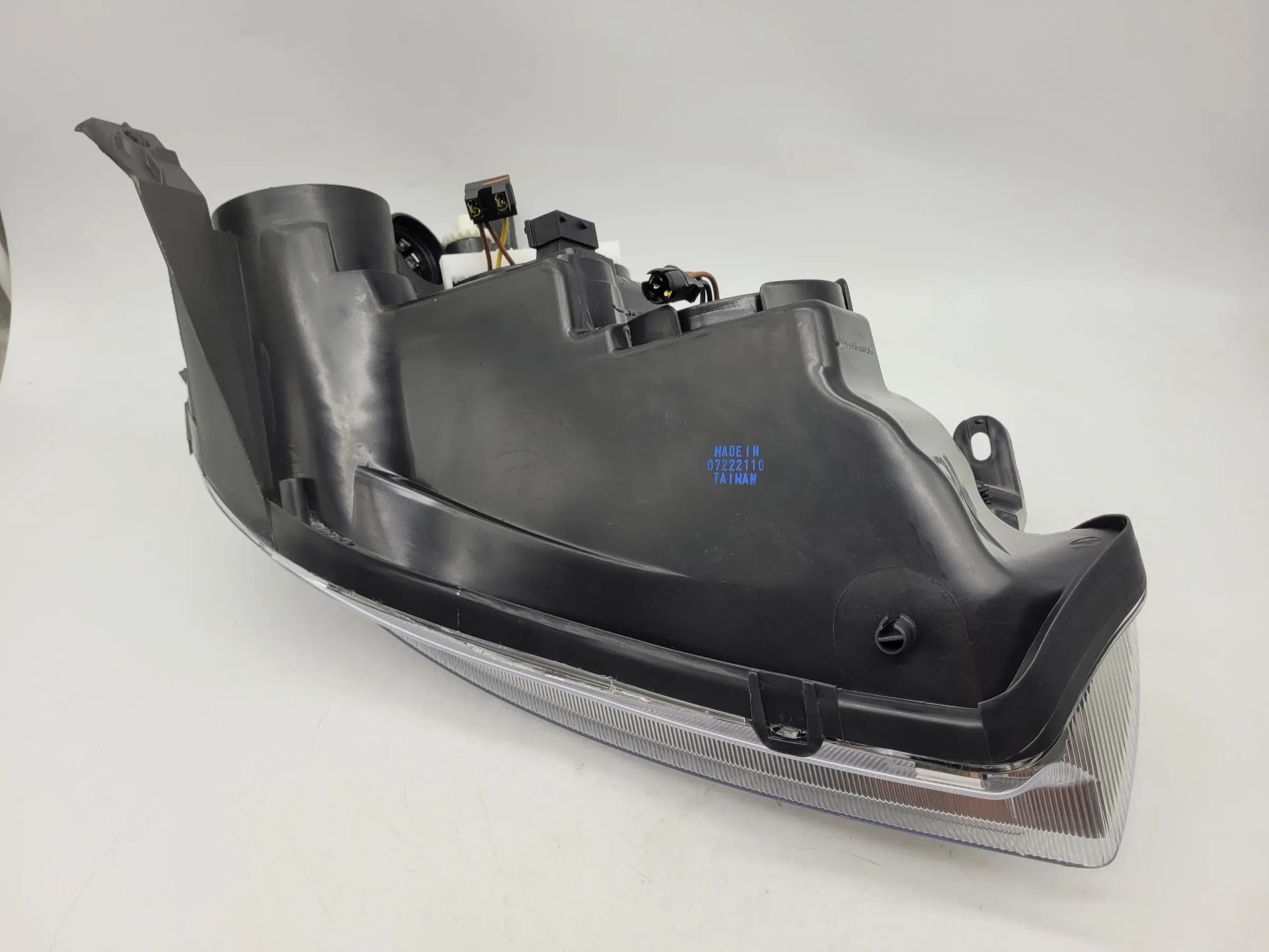 Opel Corsa C X01 Scheinwerfer/Frontleuchte Links 20-6066B TYC