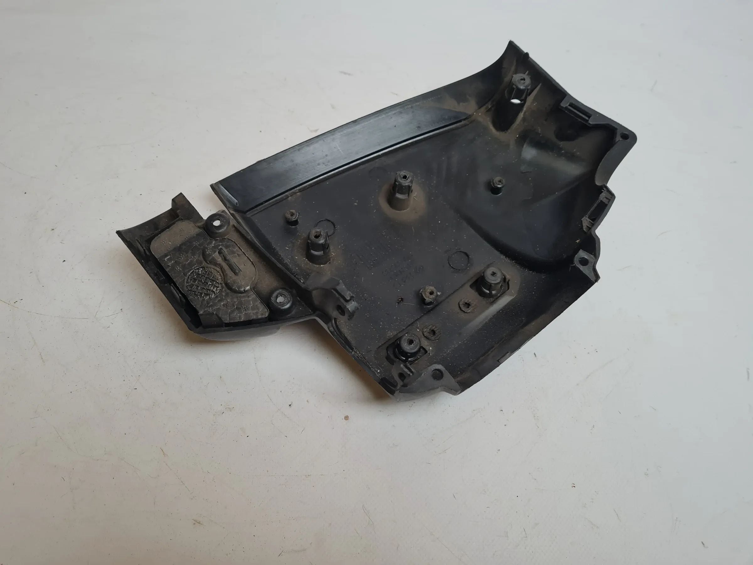 Original Fiat Punto Grande 199 Lenksäulenverkleidung 735335733