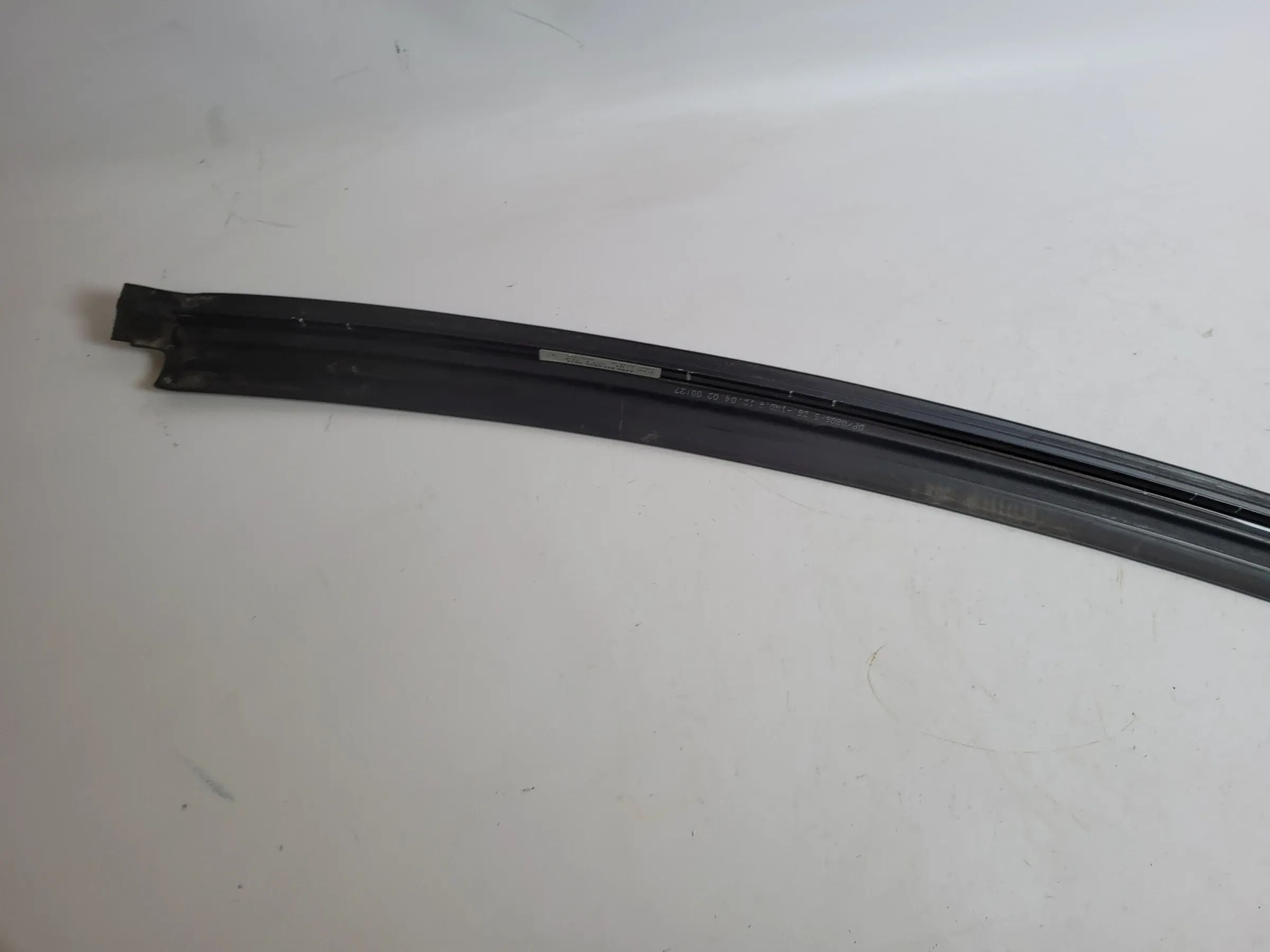 Original Mercedes C-Klasse CL203 Zierahmen Leiste Oben A2036710530