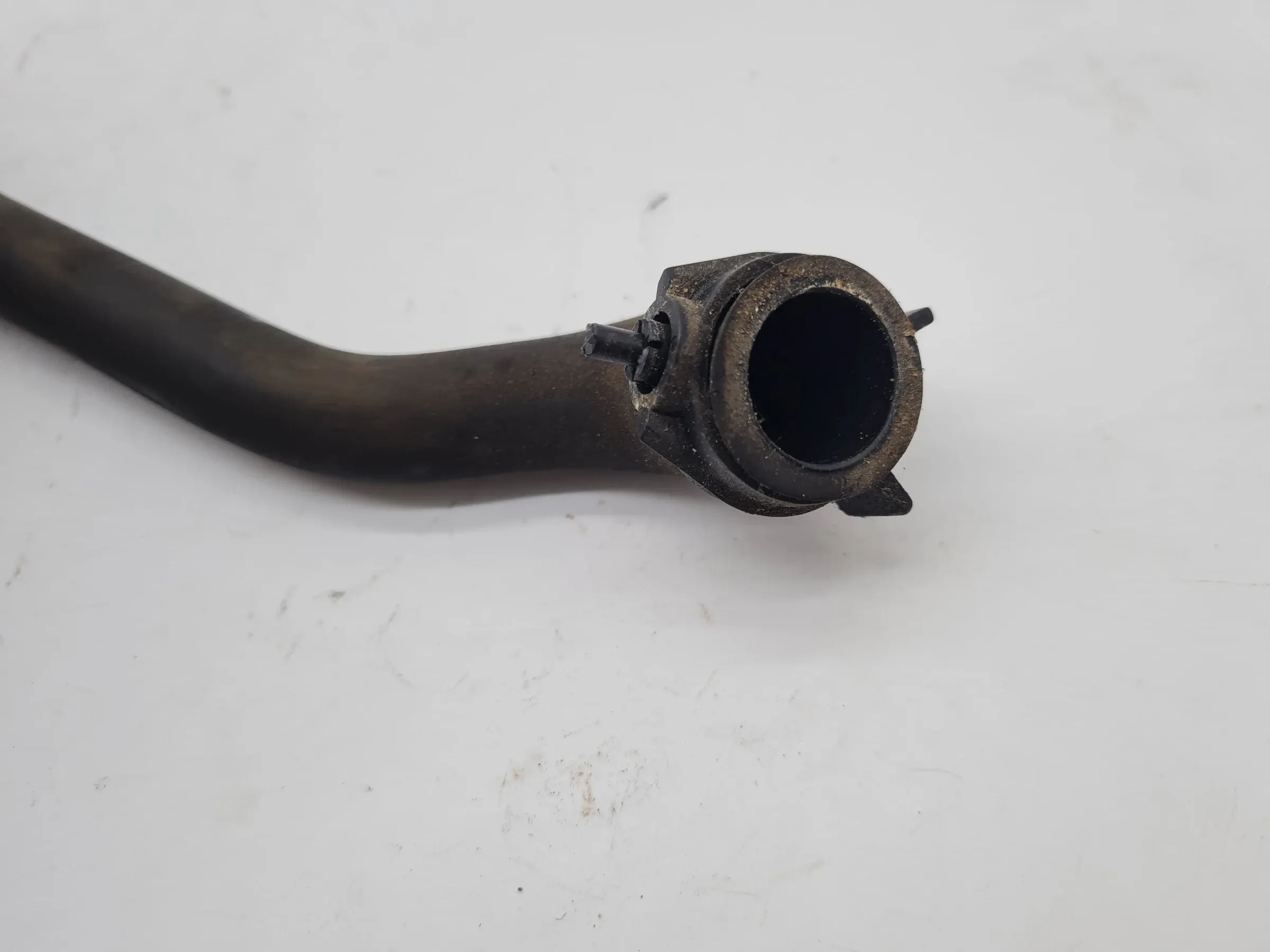Original Mercedes C-Klasse CL203 クランクシャフトホース ホース A1110181582