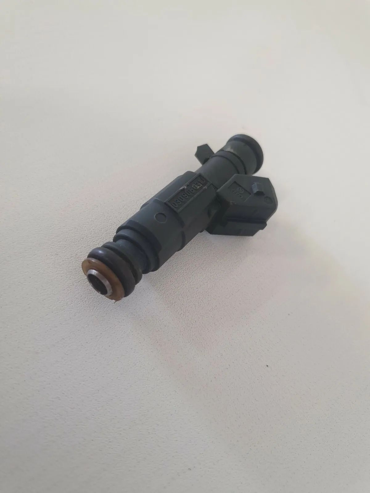 Injecteur d'origine Polo Lupo Arosa 1,4l MPI AUD 44Kw 60Ps 030906031J