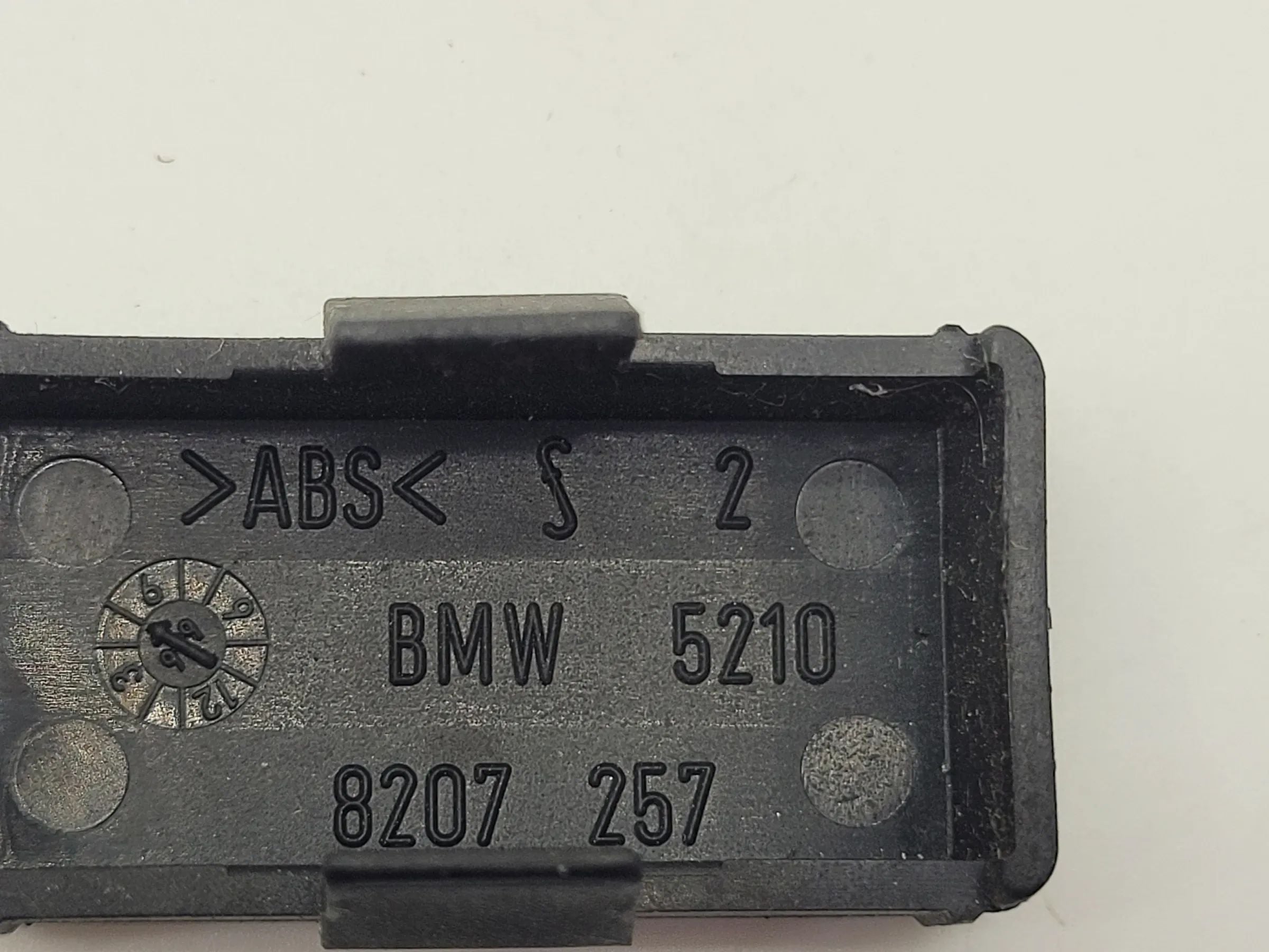 BMW 7er E38 Seiten Verkleidung Blindknopf Links Vorne 52.10-8207257 Original