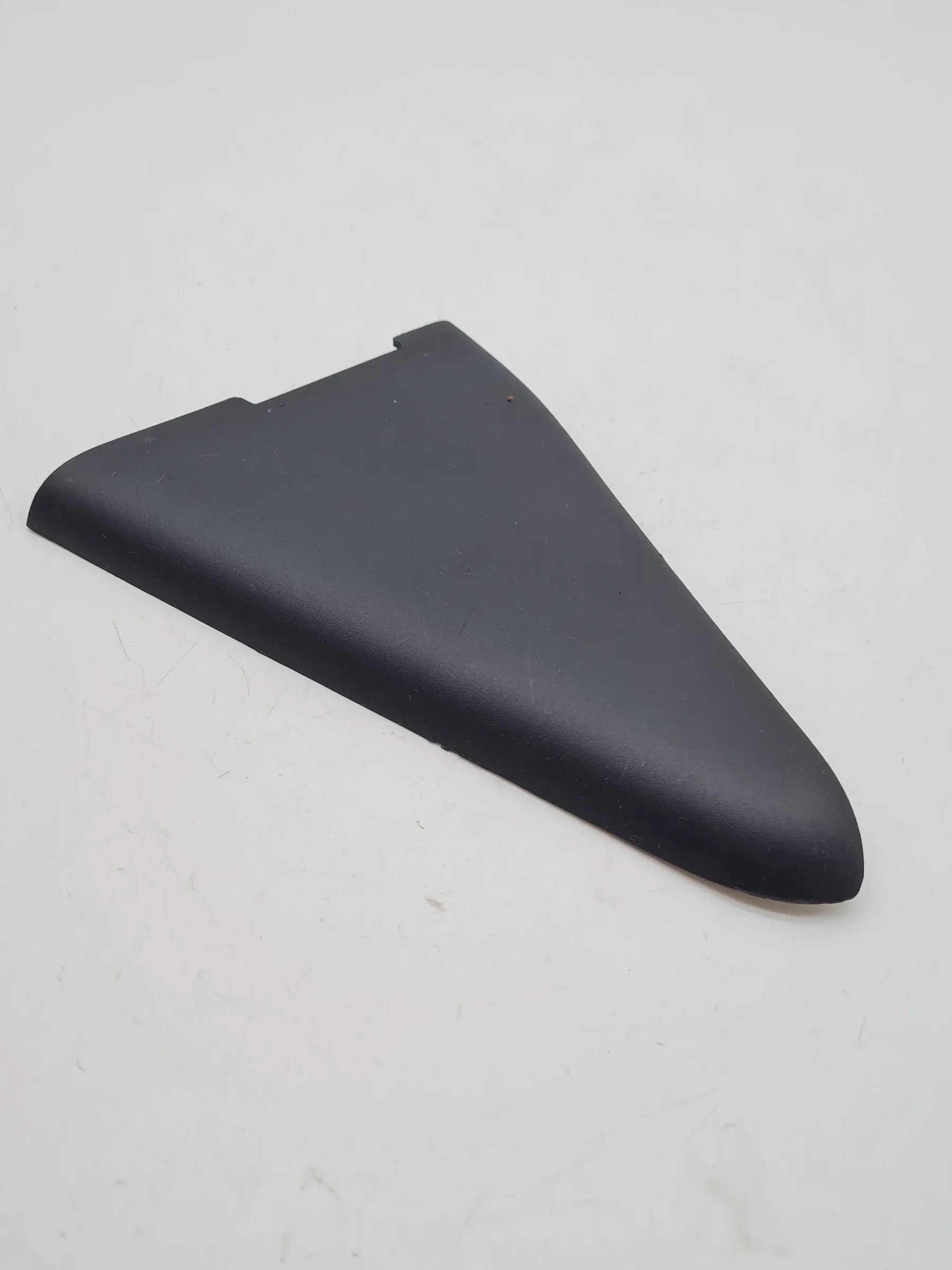 Couverture de cadre de fenêtre arrière gauche Seat Ibiza IV 6J5/6P1 6J4839971 (d'origine)