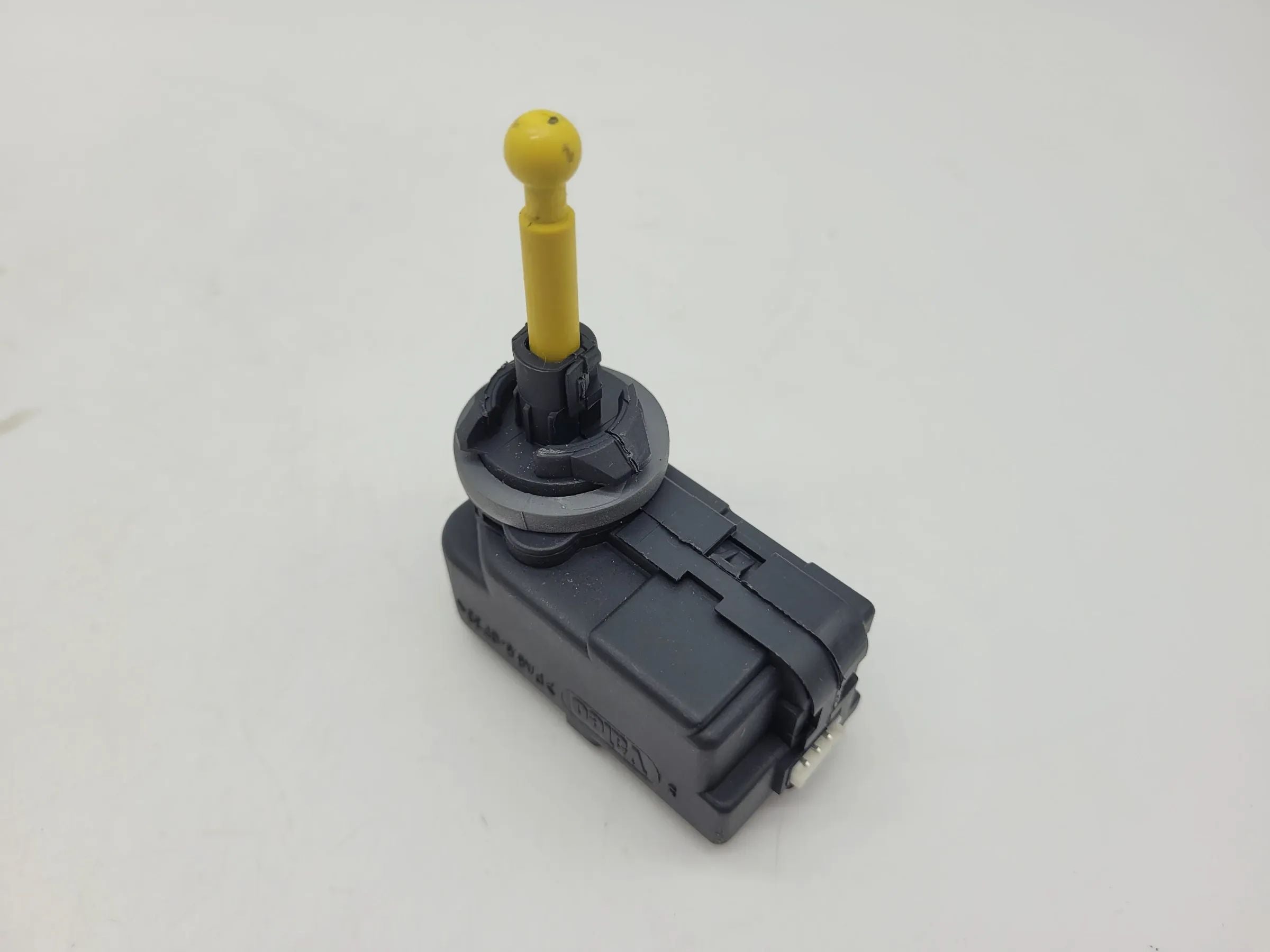 Opel Corsa C X01 Scheinwerfer Stellmotor LWR L/R 24405672 (Original)