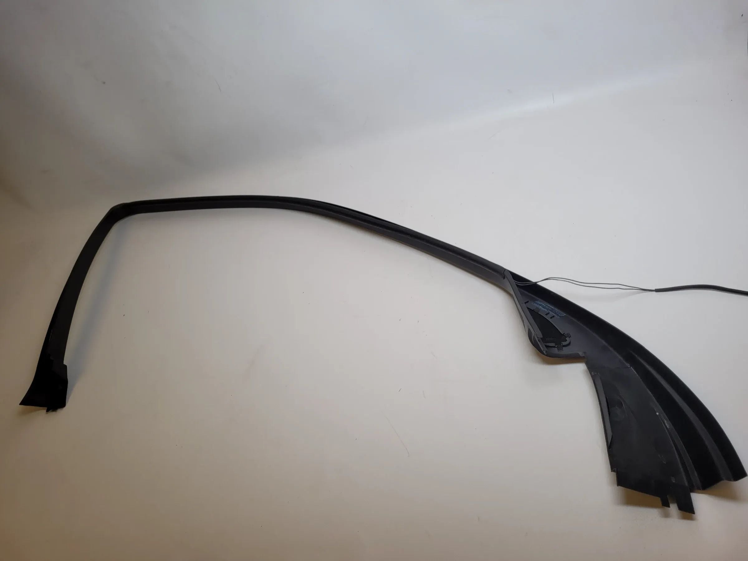 BMW 5er Touring E39 Blende Fensterrahmen Tür Rechts Vorne 8183732A Original