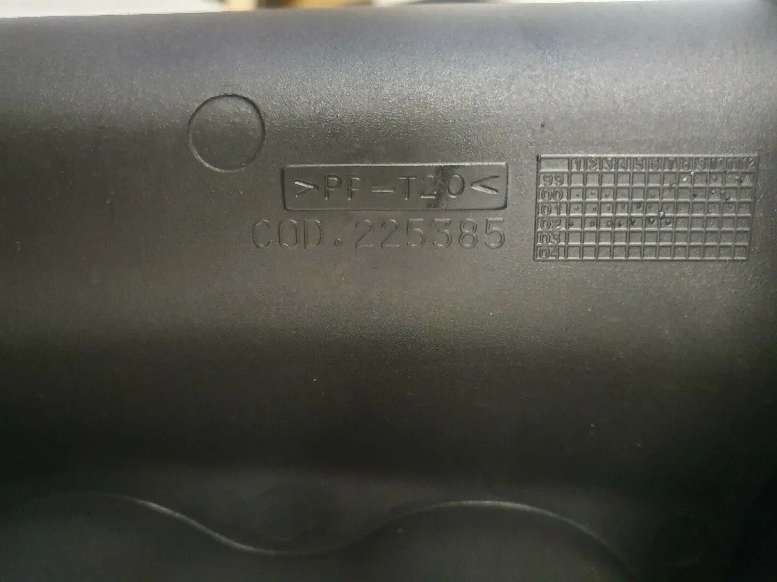 ⭐ Fiat Punto 188 ´02 center console ashtray 225385, 225471, D, 225472, S ⭐ 