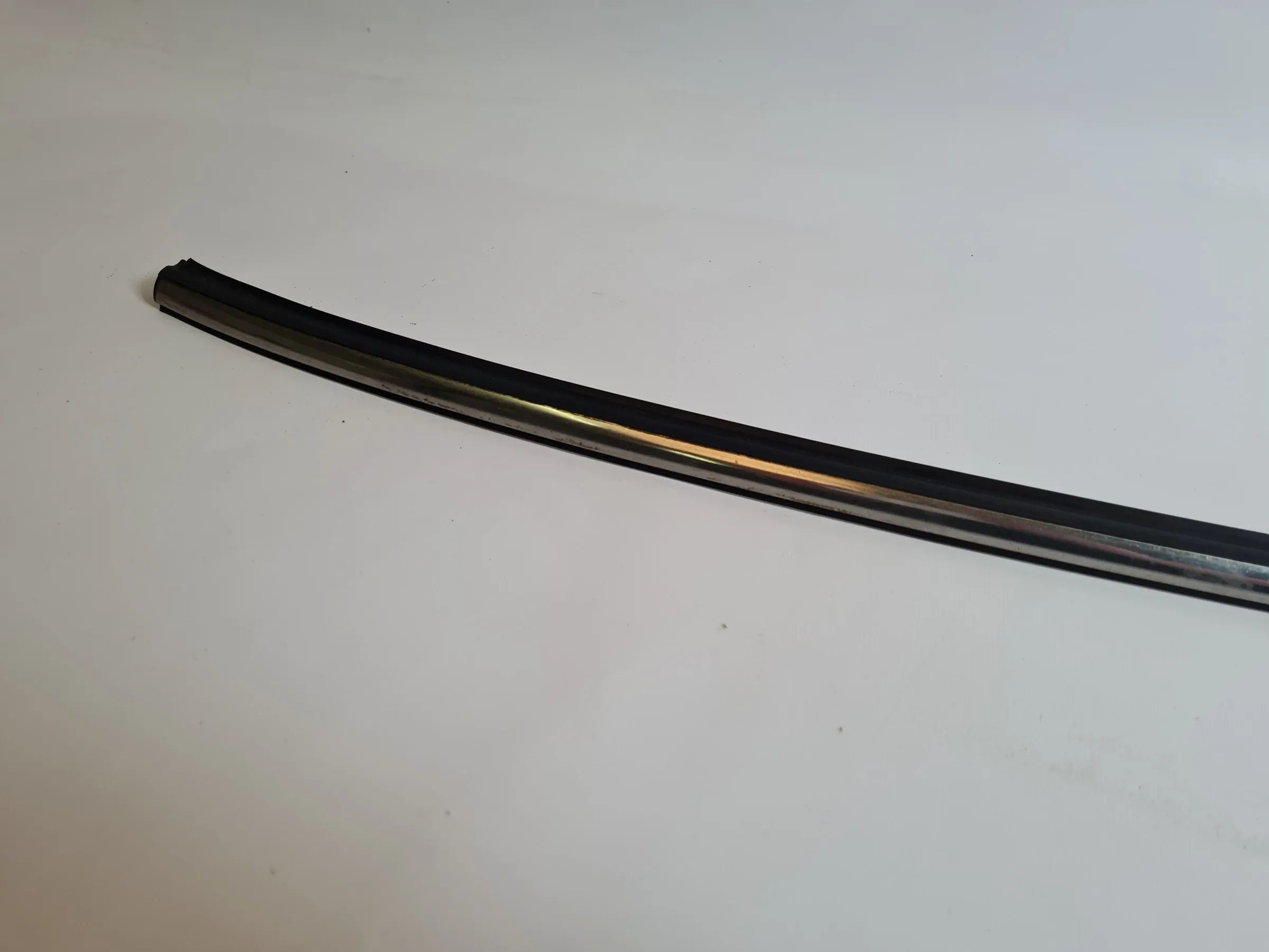 Mini One (R50/R53) Leiste Heckscheibe leiste Hinten 51.13-7051531 (Original)
