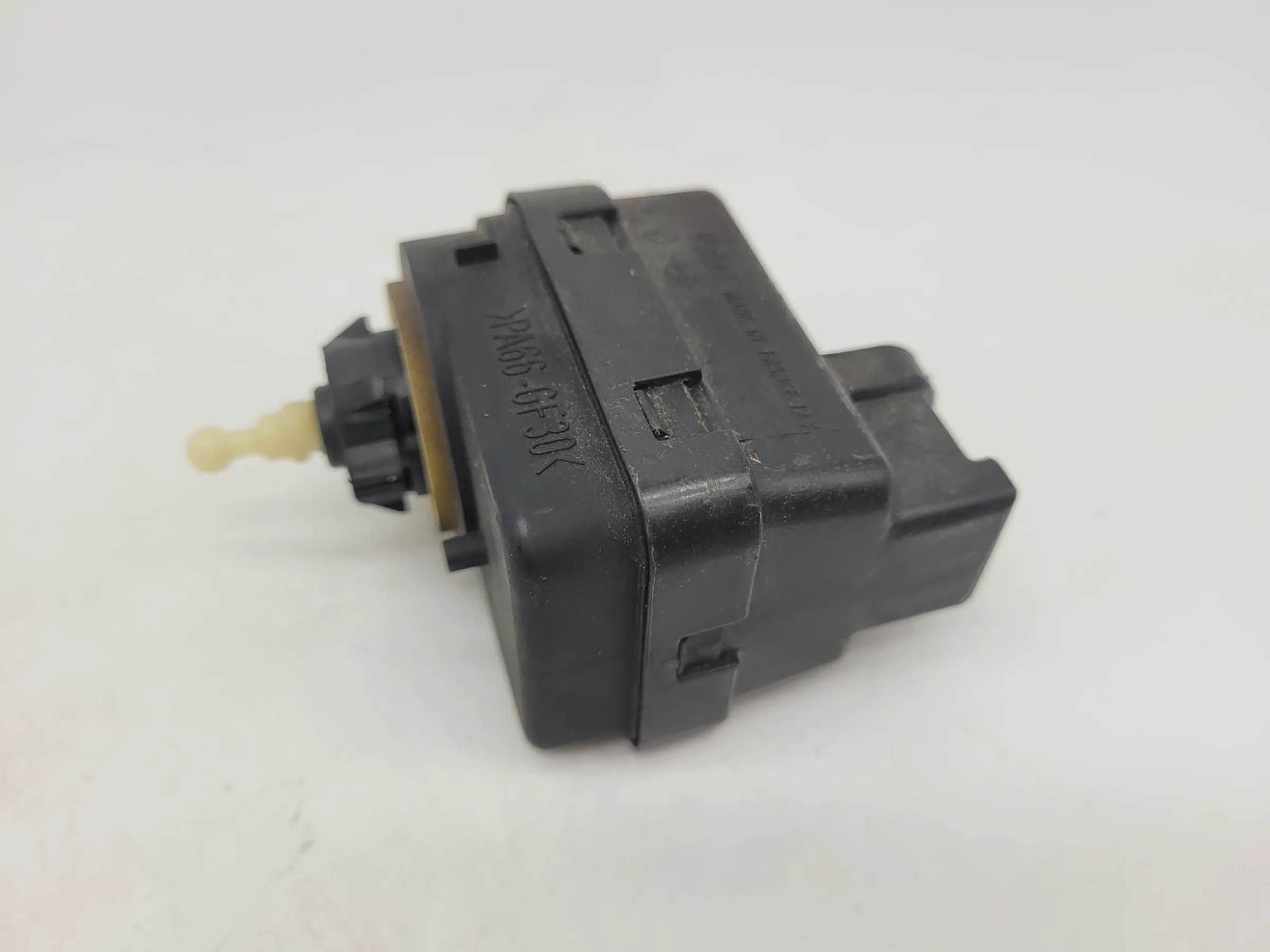 Renault 19 B/C53 Scheinwerfer Stellmotor LWR L/R (0191005) (Original)