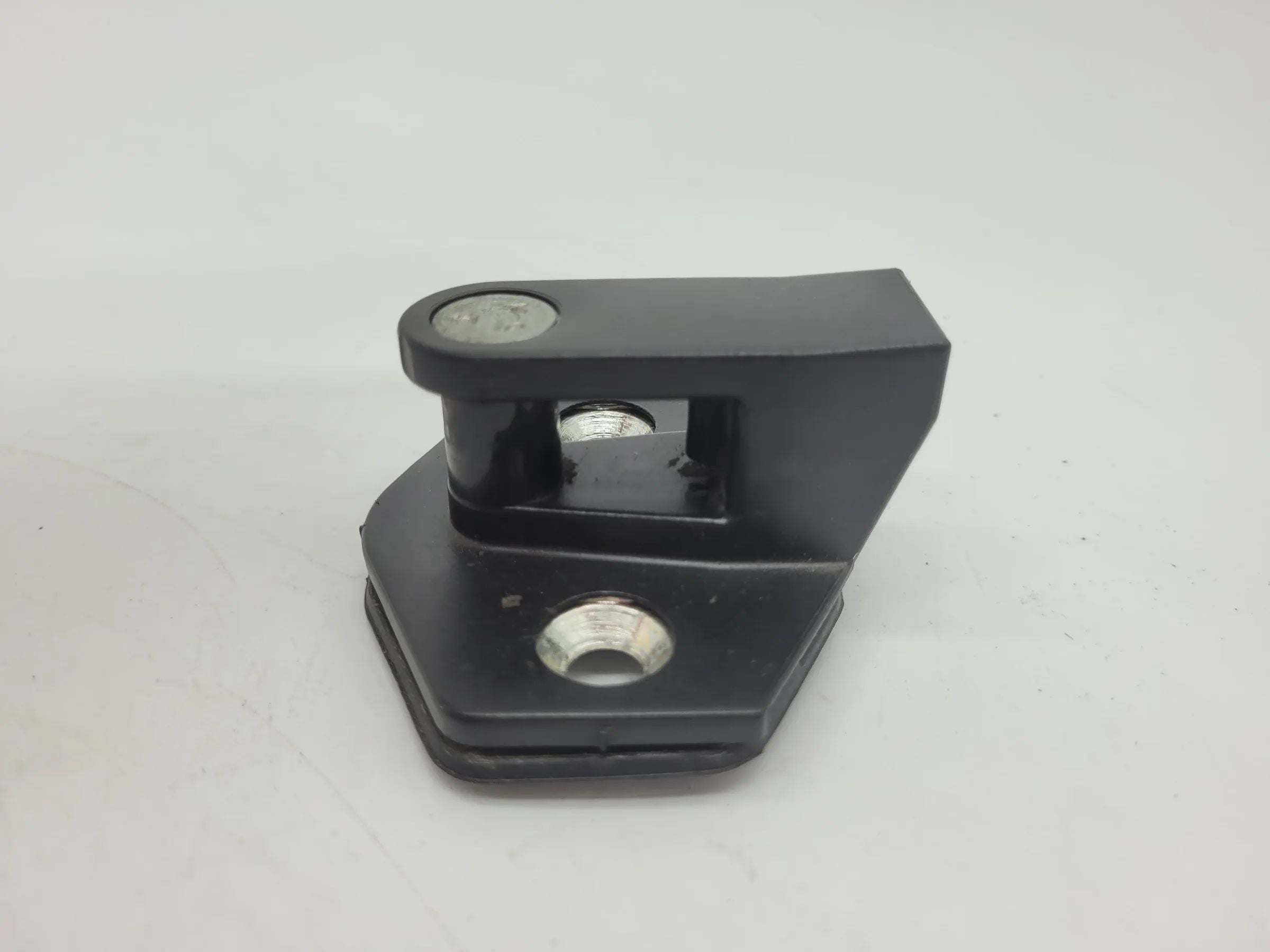 BMW 5er Touring E39 Schliesskeil Türschloss Fanghaken L/R V/H 8176350 Original