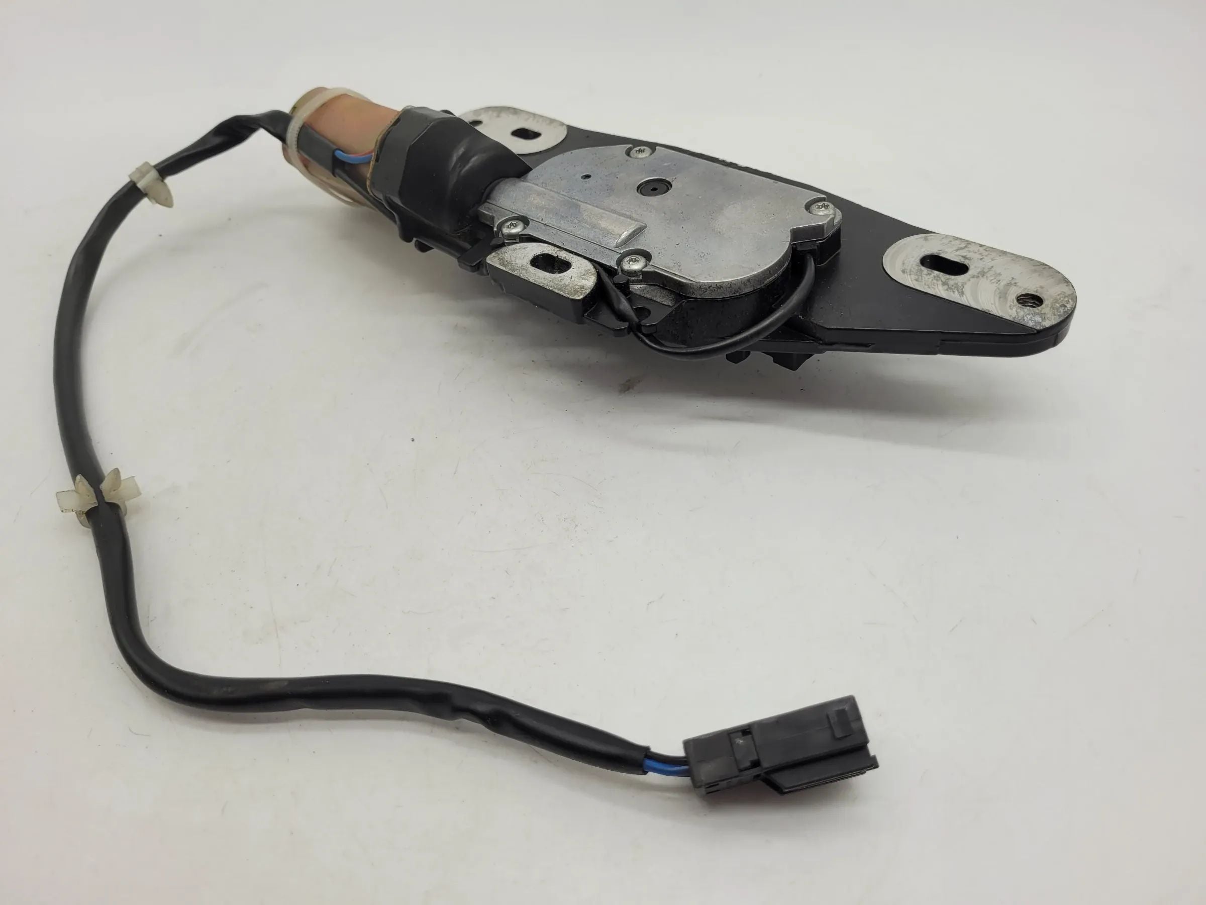 BMW 5er Touring E39 Heckklappenschloss Kofferraum 67.14-8362371 (Original)