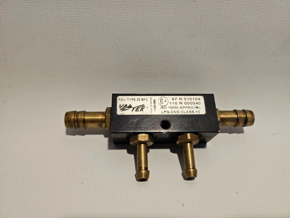 Iniettore distribuzione carburante GPL 67R010104 110R000040 Rail Tipo 30 BFC