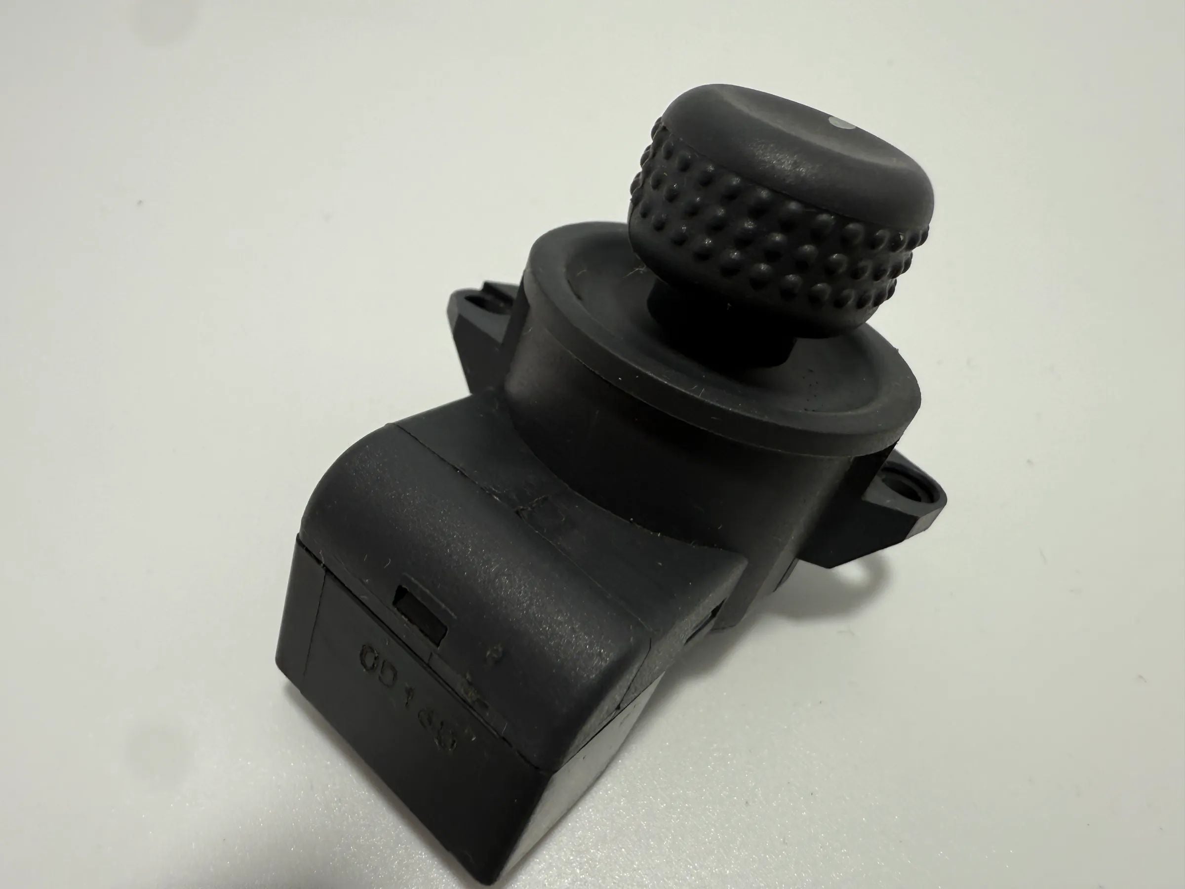 Oryginalne lusterko zewnętrzne Renault Laguna I (556, B56 / K56) manualne 7700421406 414