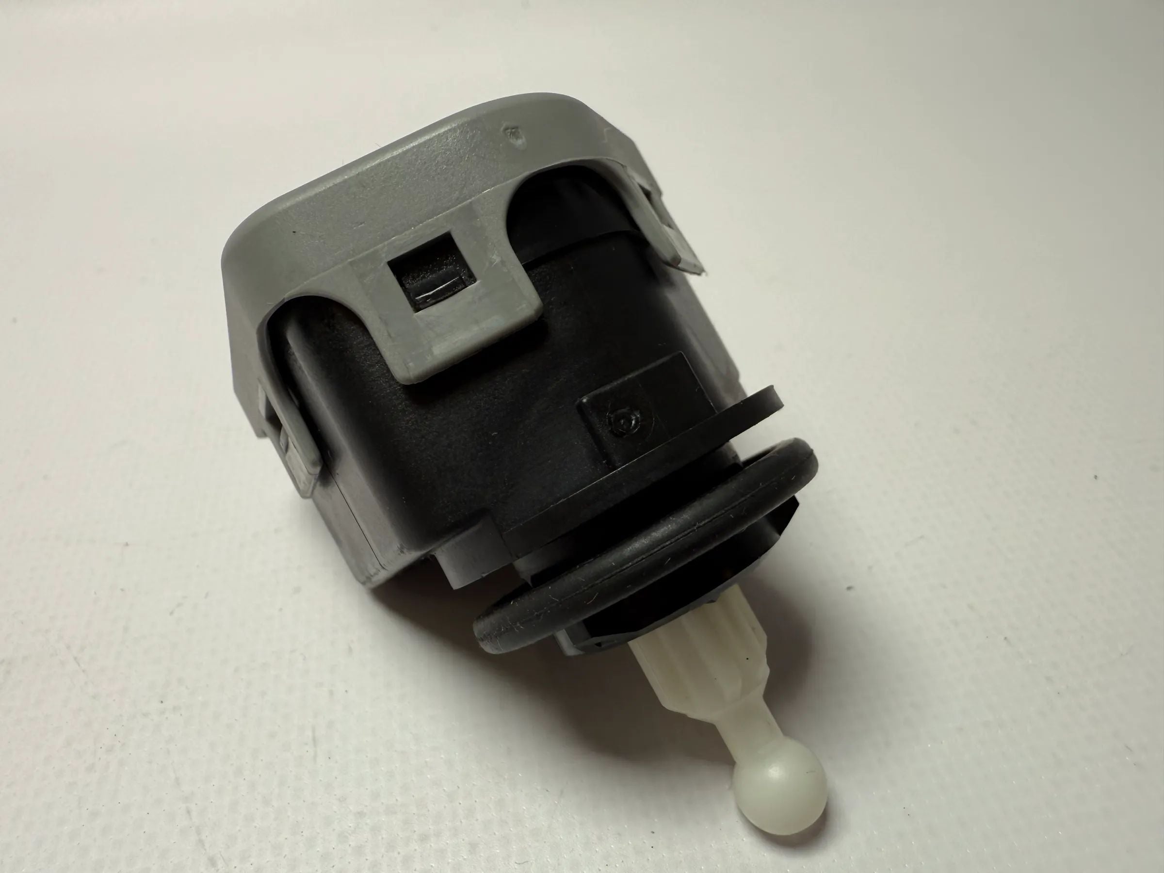 Original AUDI A6 SKODA FABIA headlight range adjustment LWR Valeo 6Y0 941 295 