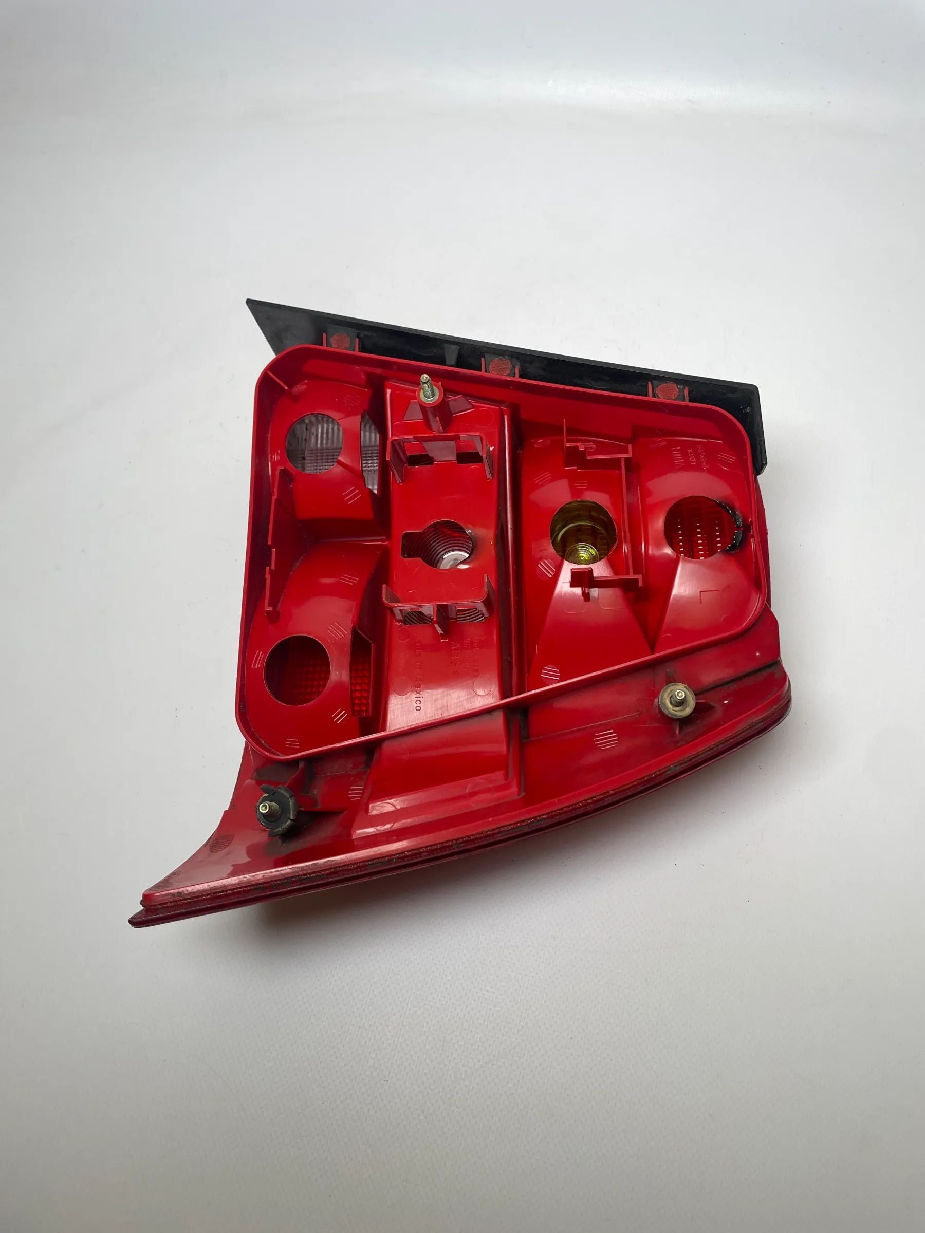 Original VW Bora 1J2 Rear Light Left Rear 963673 963685