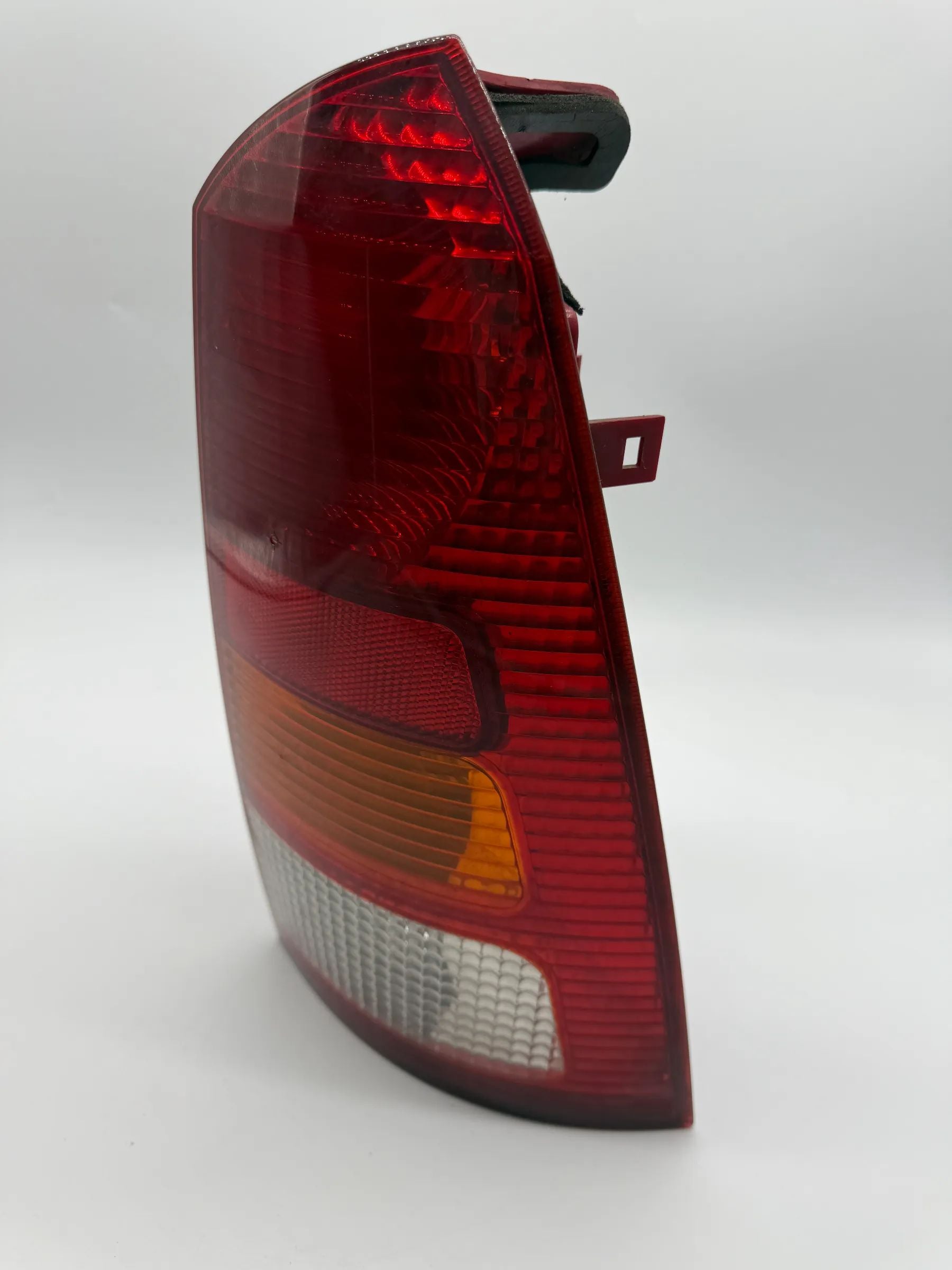 Original Ford Focus 1 I (DAW/DBW) Rückleuchte / Rücklicht Rechts XS4X-13441-AD