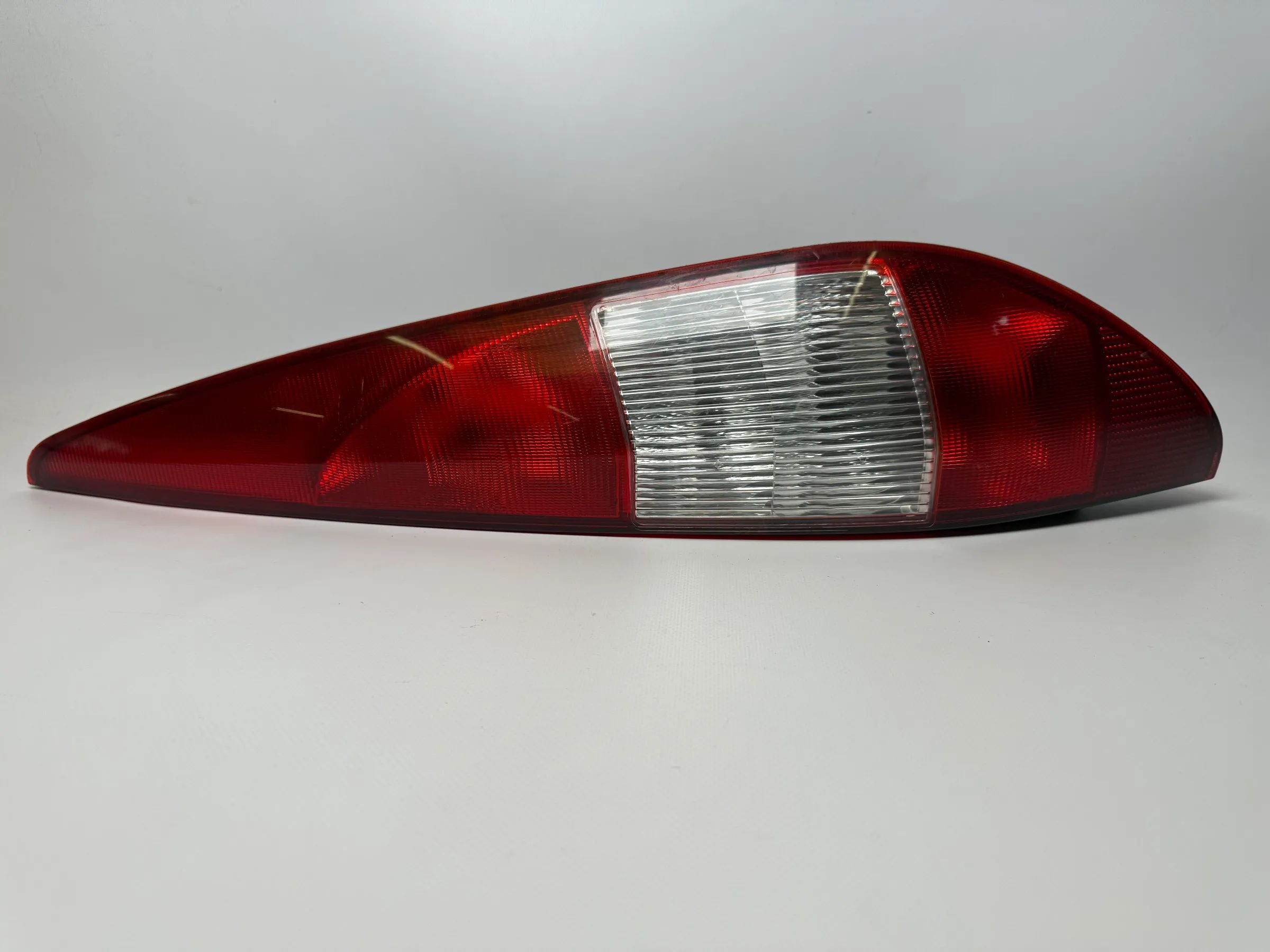 Original Ford Mondeo III (B5Y/BWY) rear light right, 1S71-13404-C RH 
