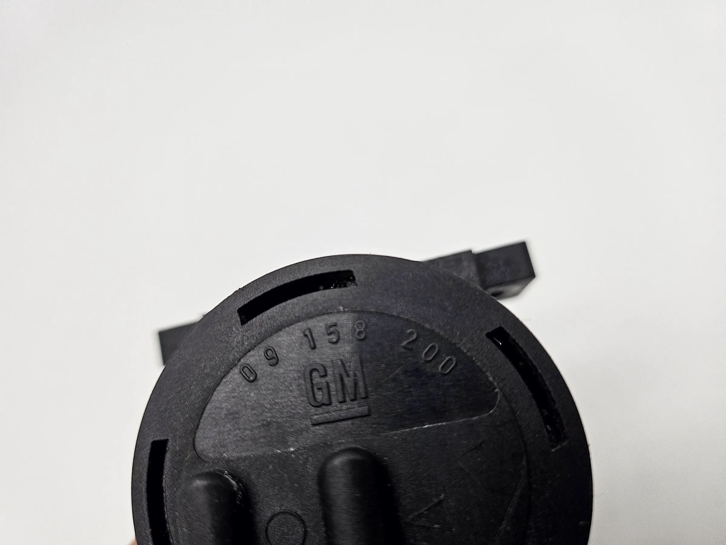 Оригинальный Opel Zafira A Магнитный клапан давления 09158200 4534375 GM Auto-veritas