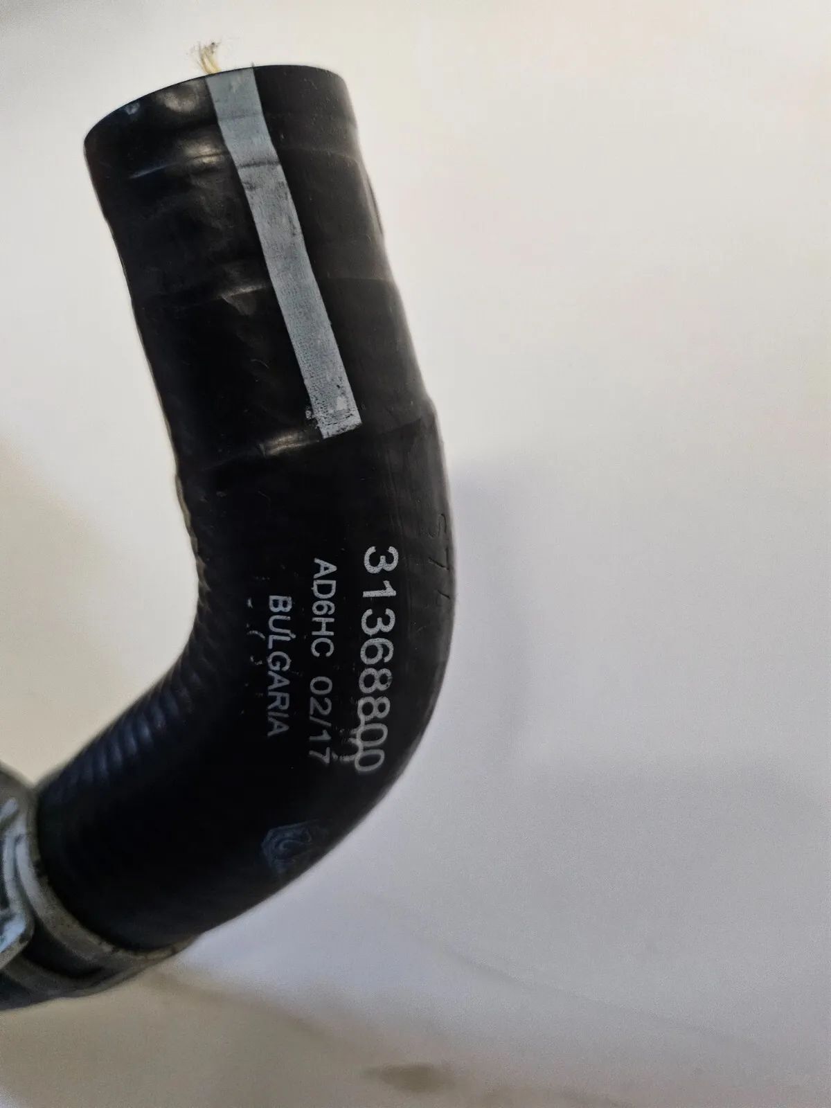 Volvo XC90 II 2.0D D5 D4204T11 165KW Kühlmittelschlauch Rohr Schlauch 31368800