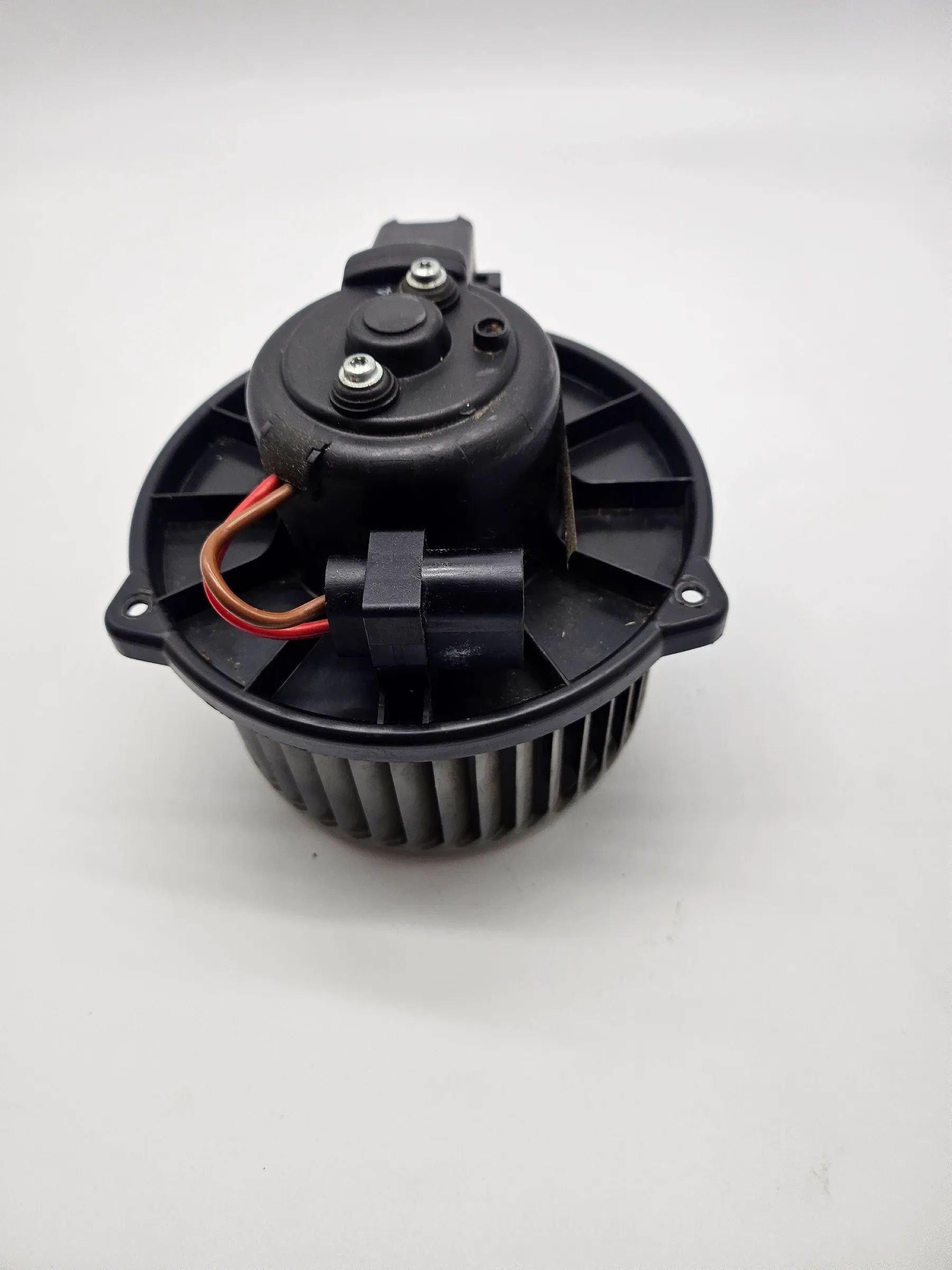 AUDI A6 S6 RS6 4B Motor del ventilador del soplador aire acondicionado 4B1820021B