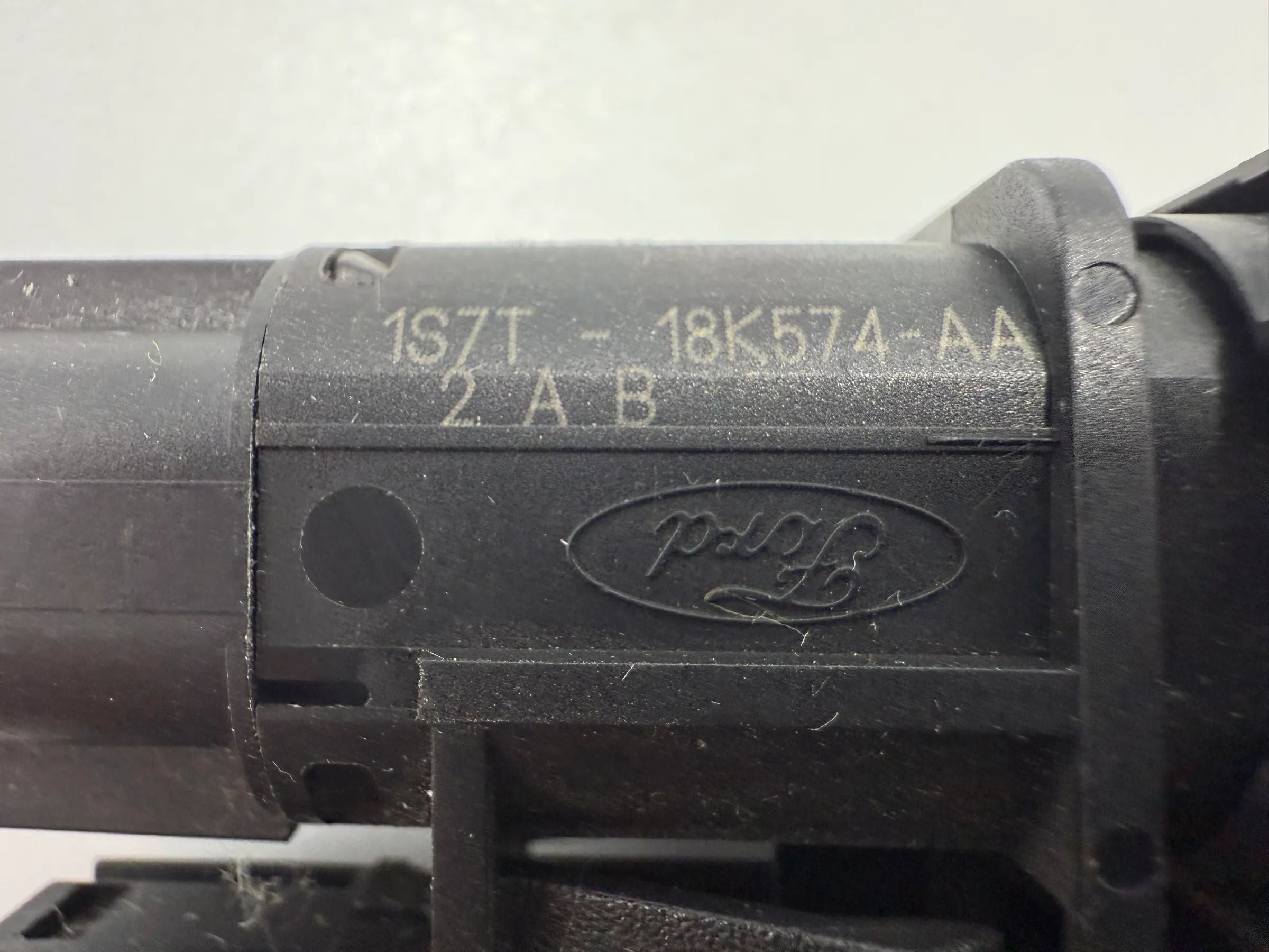 Oryginalny Ford Mondeo III (B5Y/B4Y/BWY) Przełącznik ogrzewania przedniego/tylnego 1S7T18K574AA