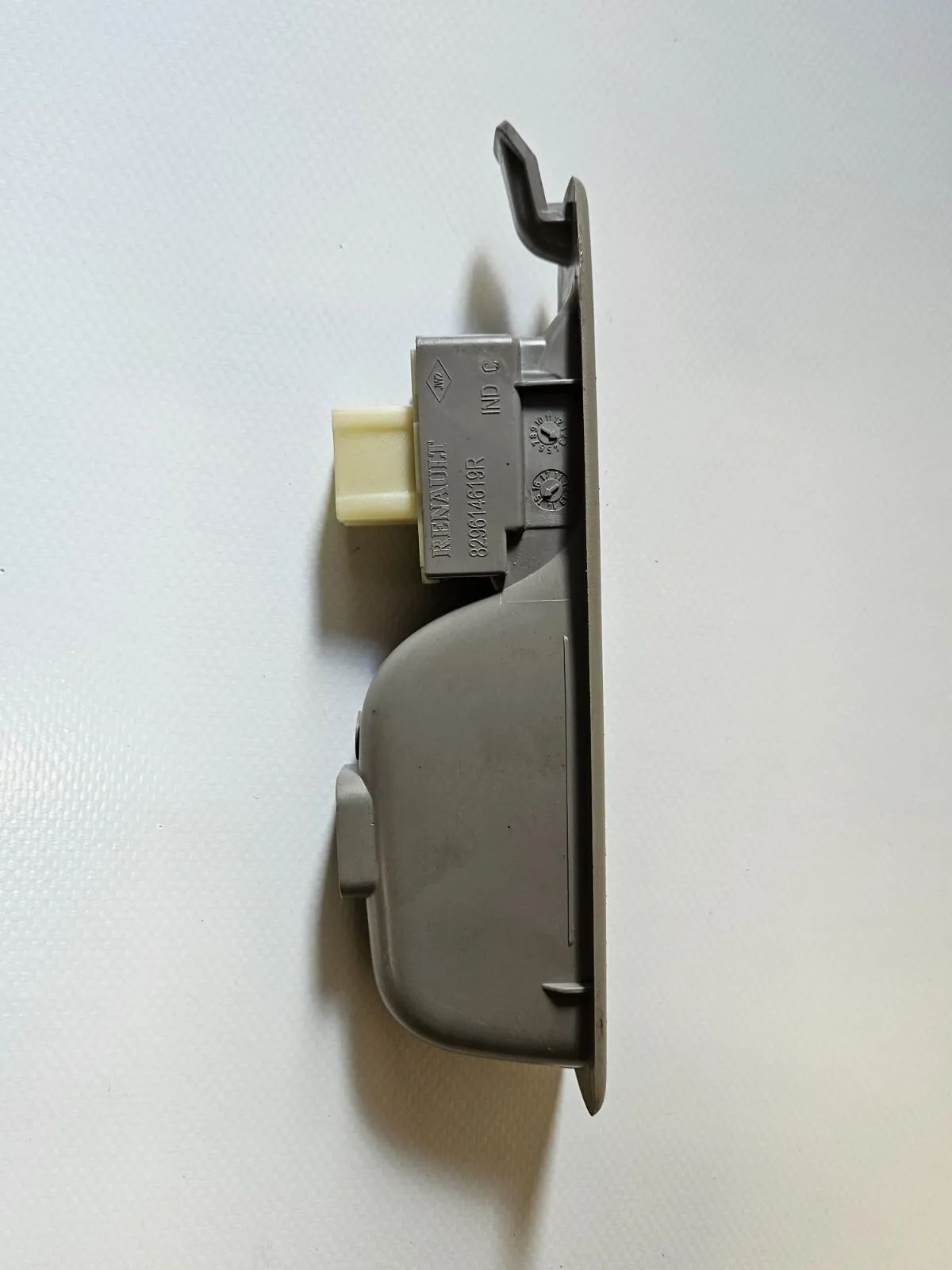 original Interrupteur lève-vitre Renault Zoé (AG) 60kW (5AM B4) 2015 829614619R