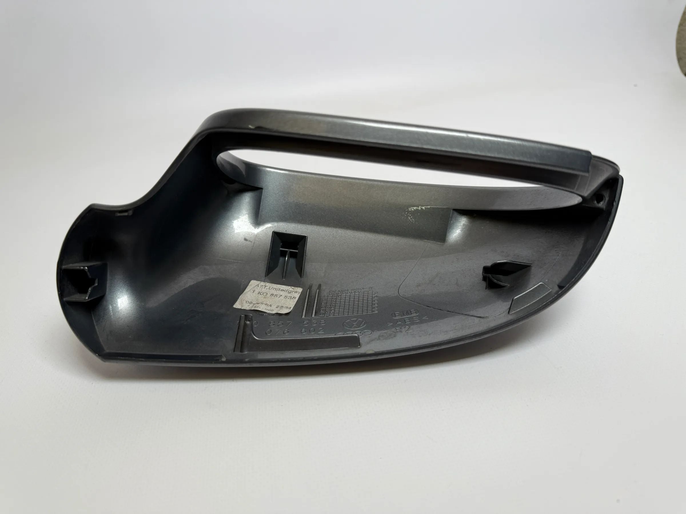 Original VW Golf V / Passat 3C 521/5M1... Exterior Mirror Cover R. Silver 1K0857538
