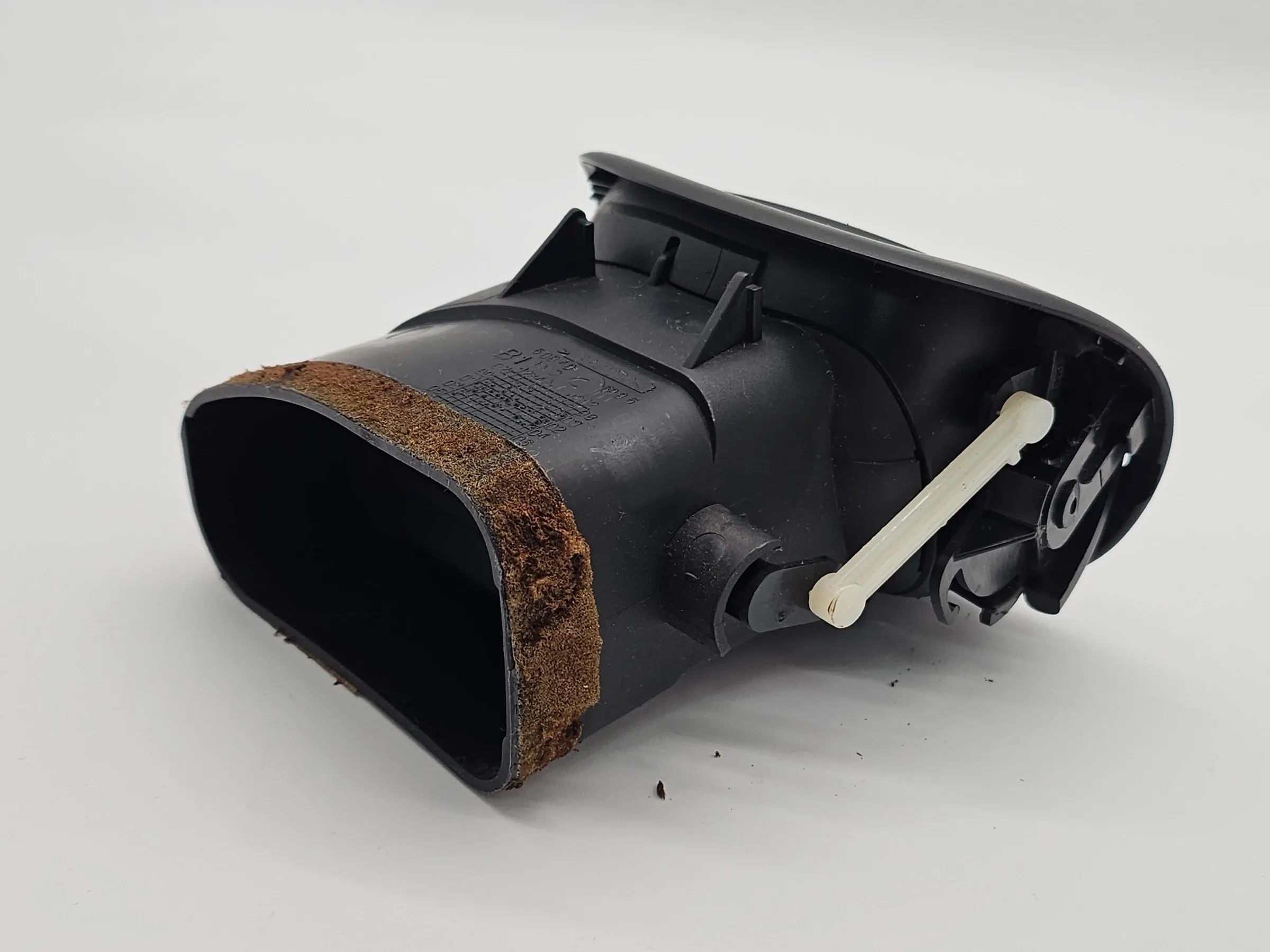 Оригинальная левая вентиляционная решетка воздухозаборника Peugeot 206CC Кабриолет 9632184877