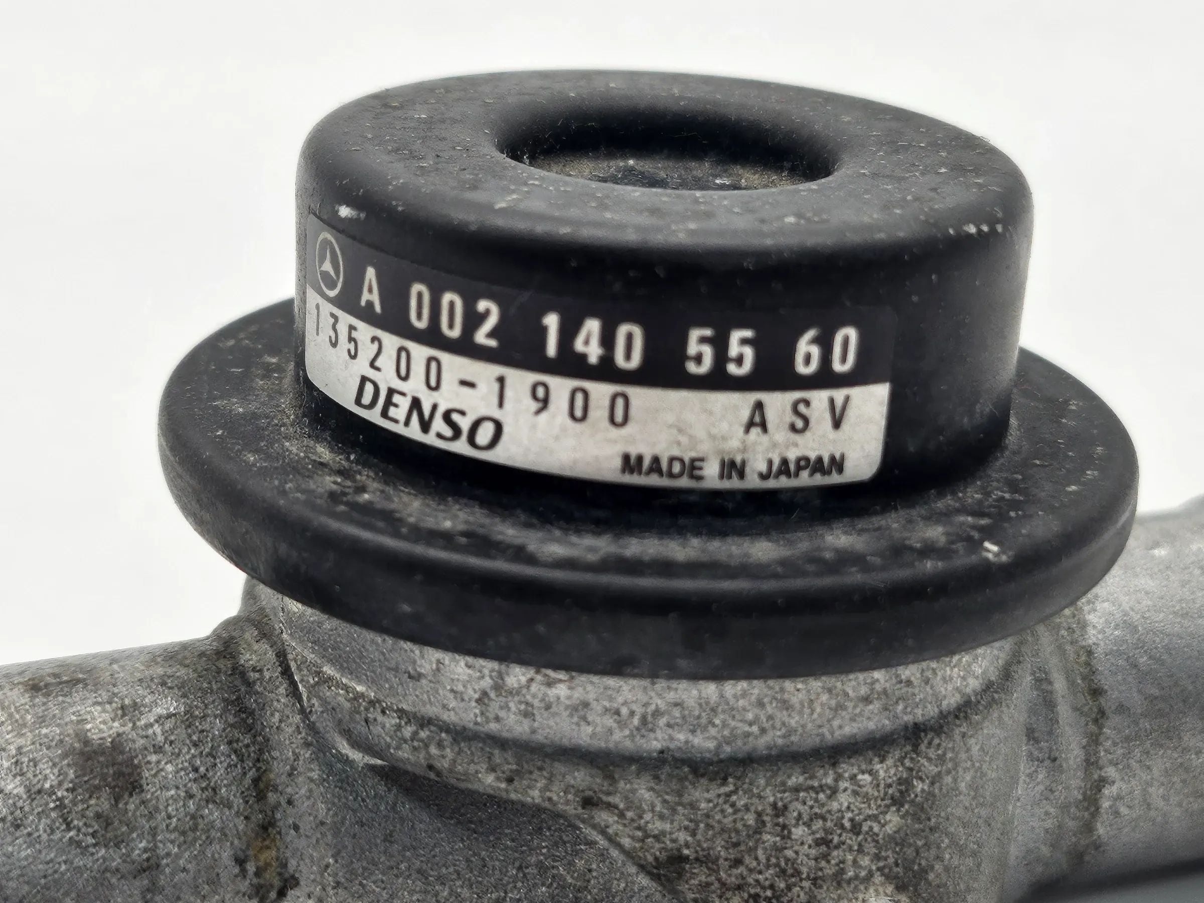 Mercedes W203 SLK R170 W202 W208 AGR Ventil Abgasrückführungsventil A0021405560